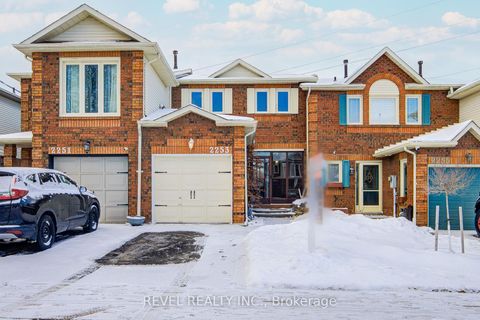 2253 Wildwood Crescent Pickering ON L1X 2R7