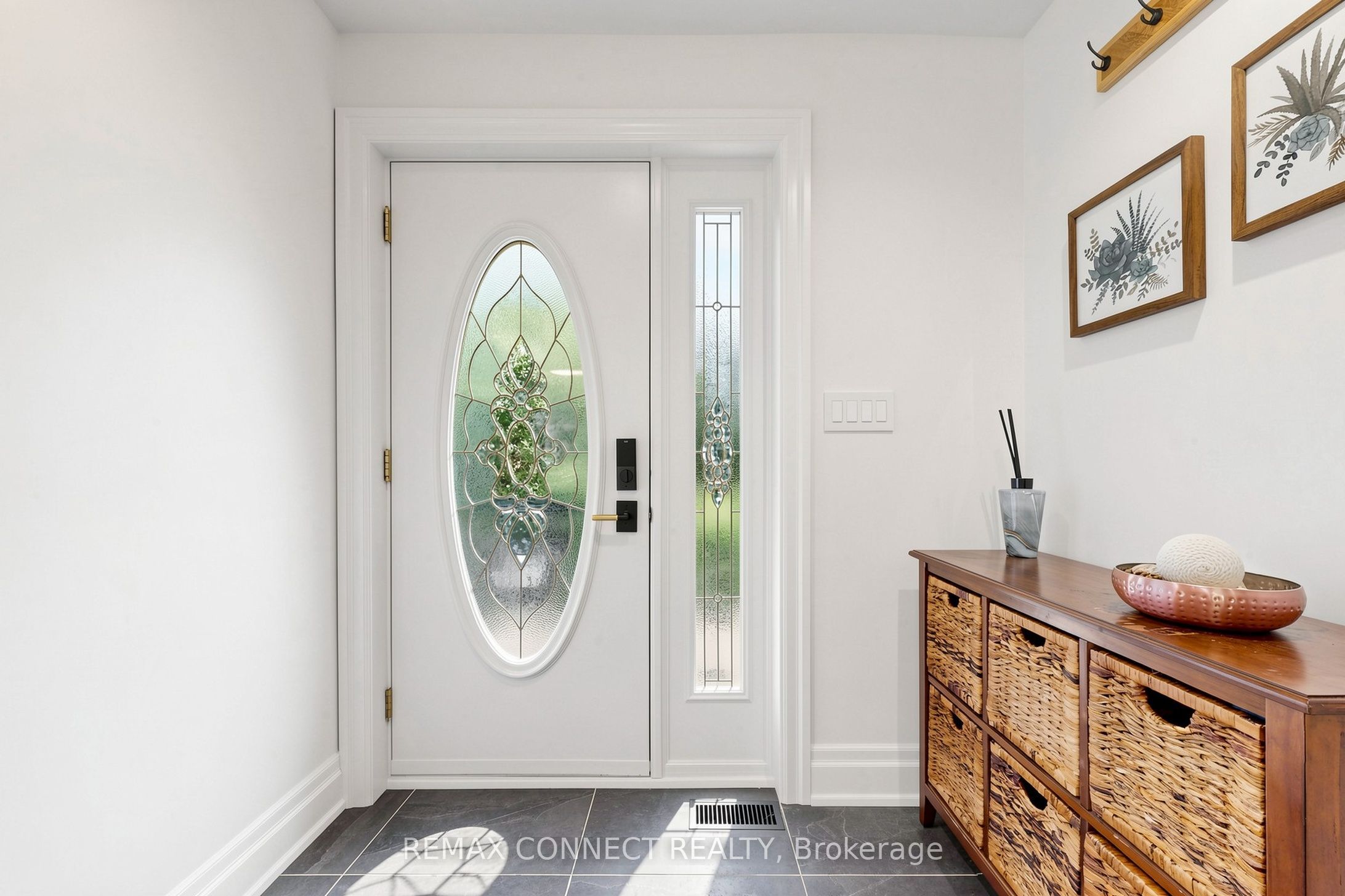 10 Catalina Drive