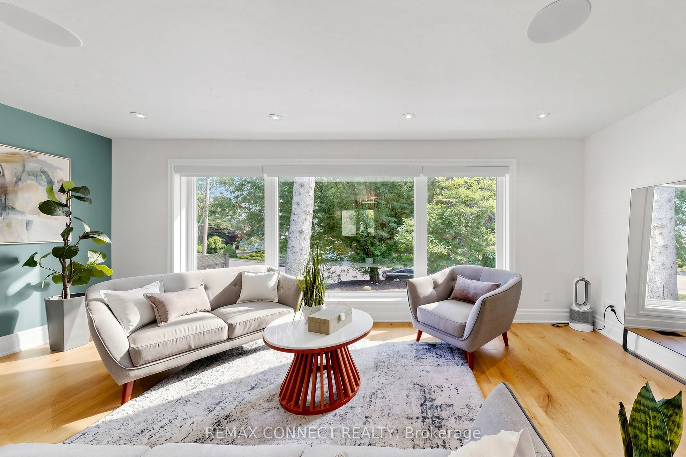 10 Catalina Drive