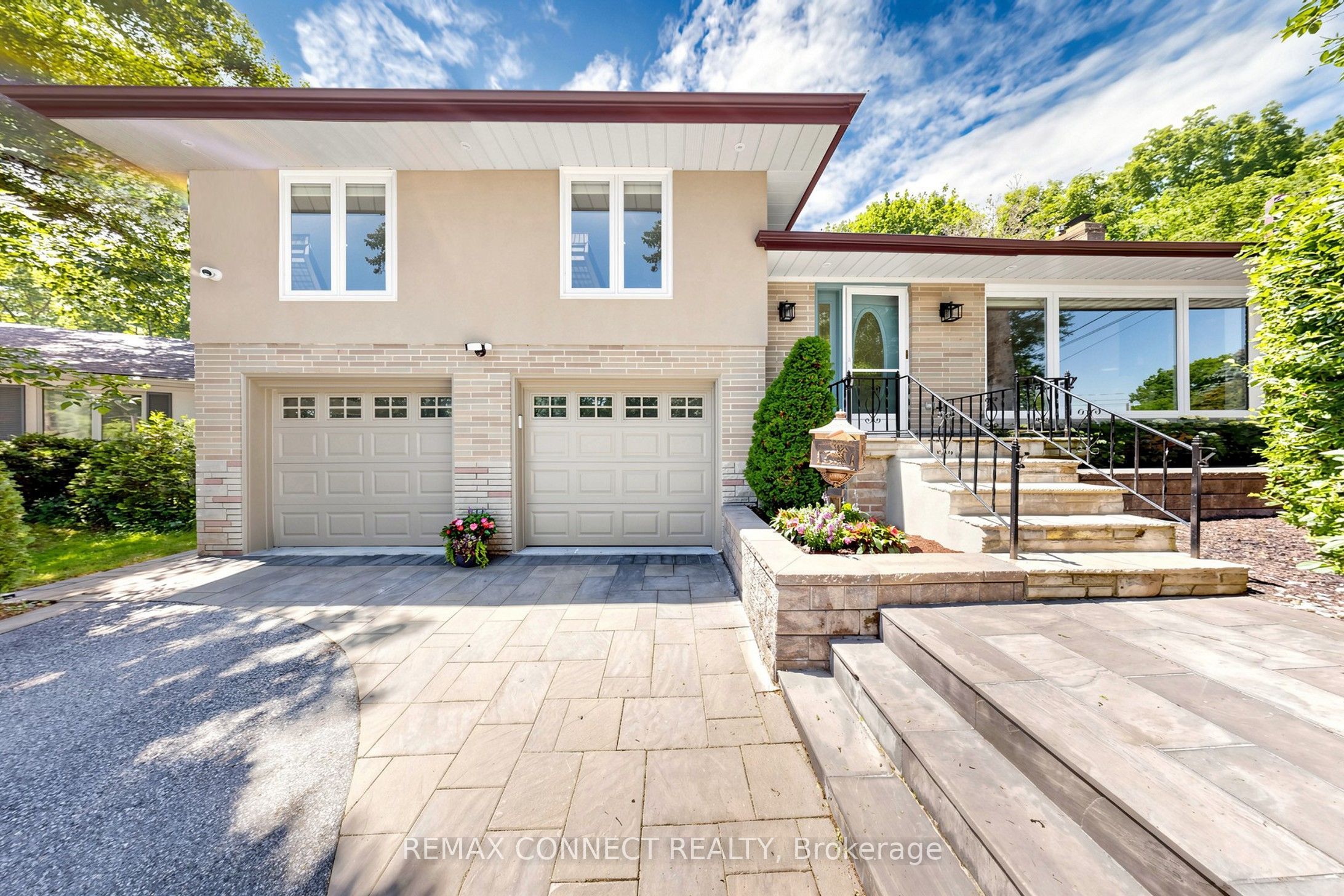 10 Catalina Drive
