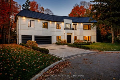 8 Elspeth Place Markham ON L3T 1C4