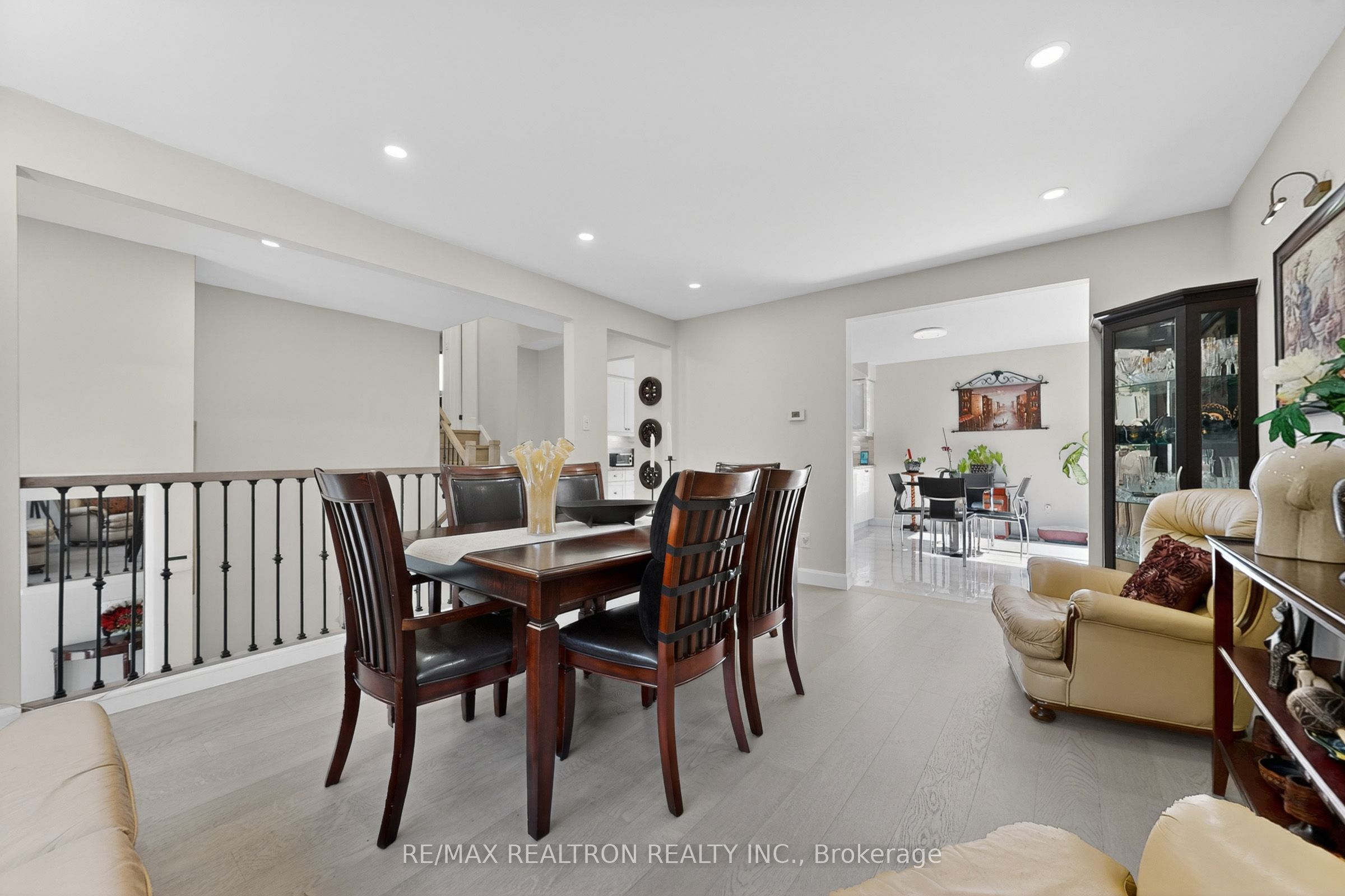 3 Earls Court