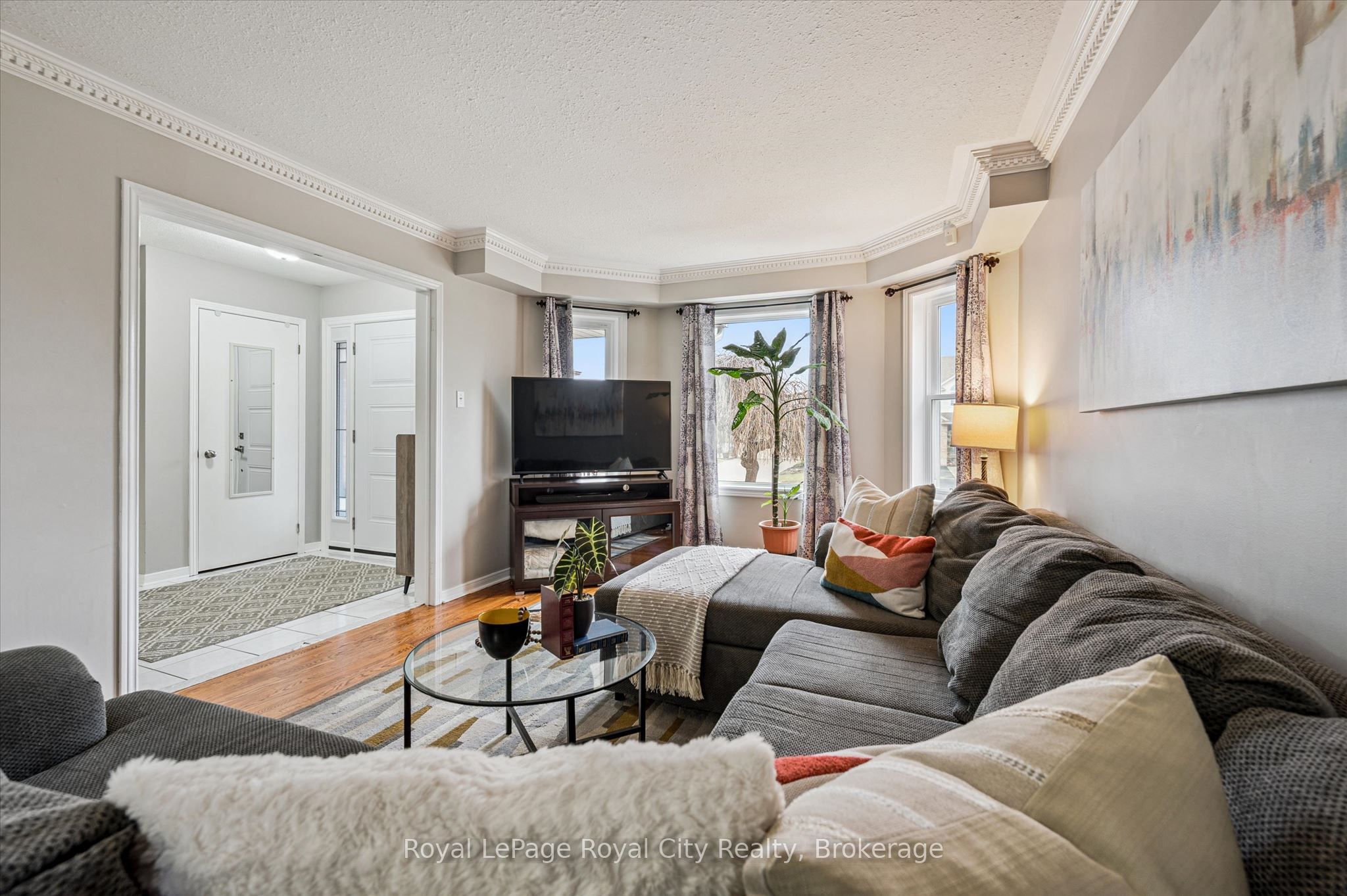 339 Daniel Crescent