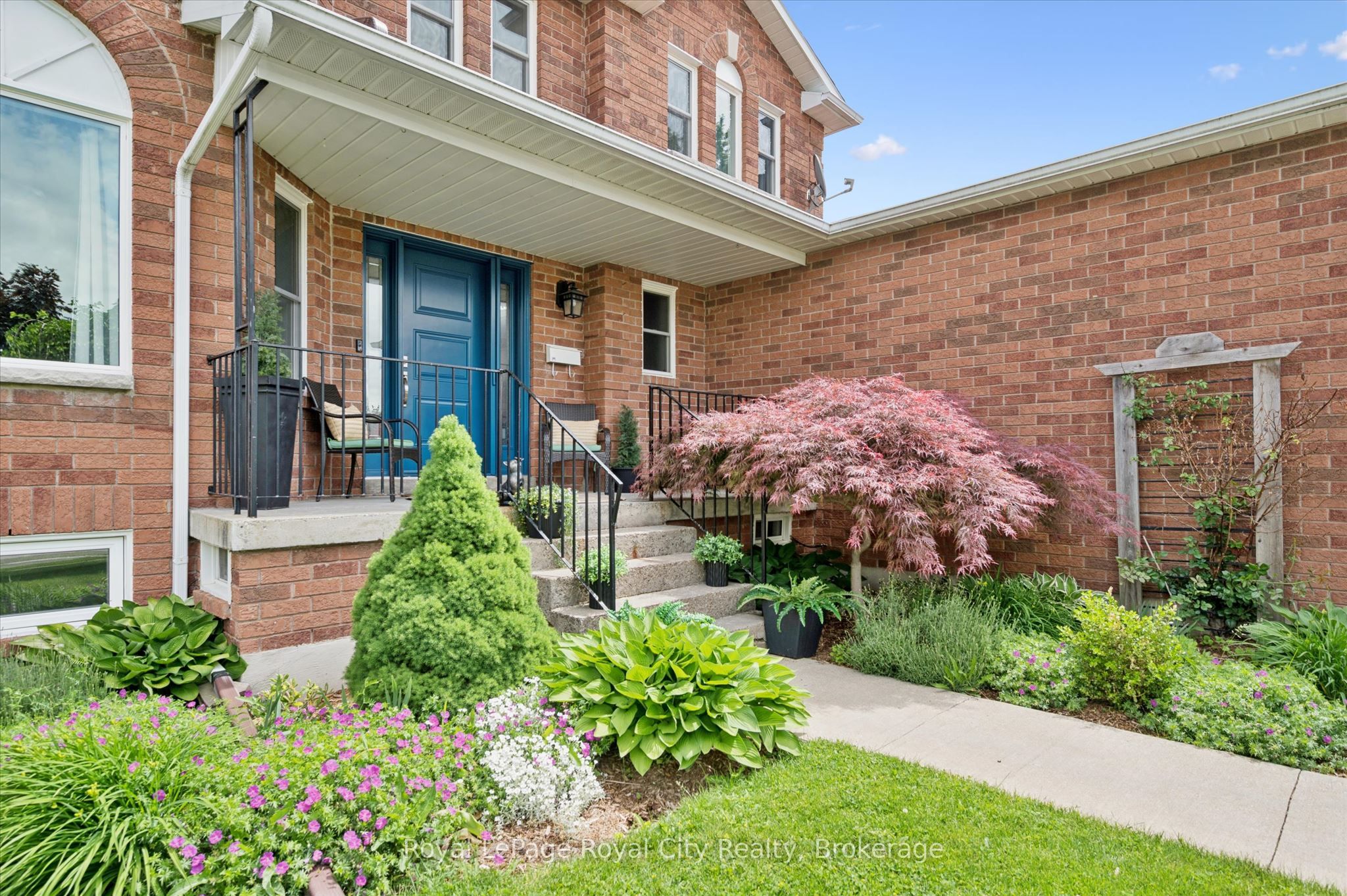 339 Daniel Crescent