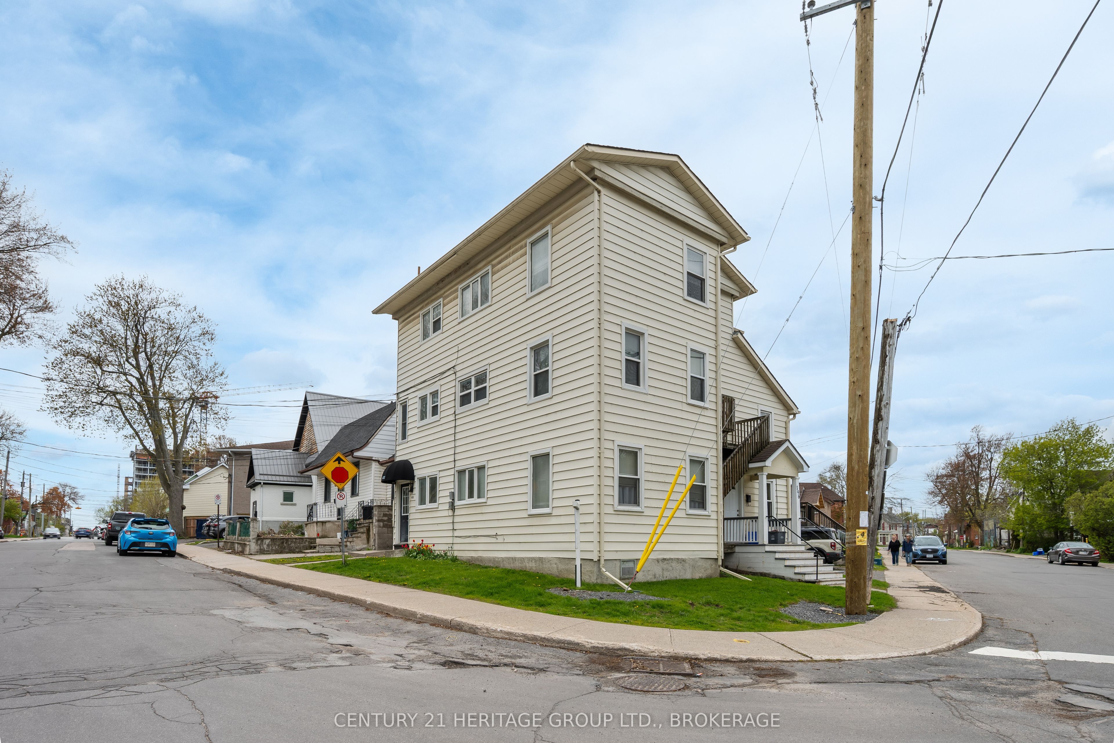 432 Barrie Street