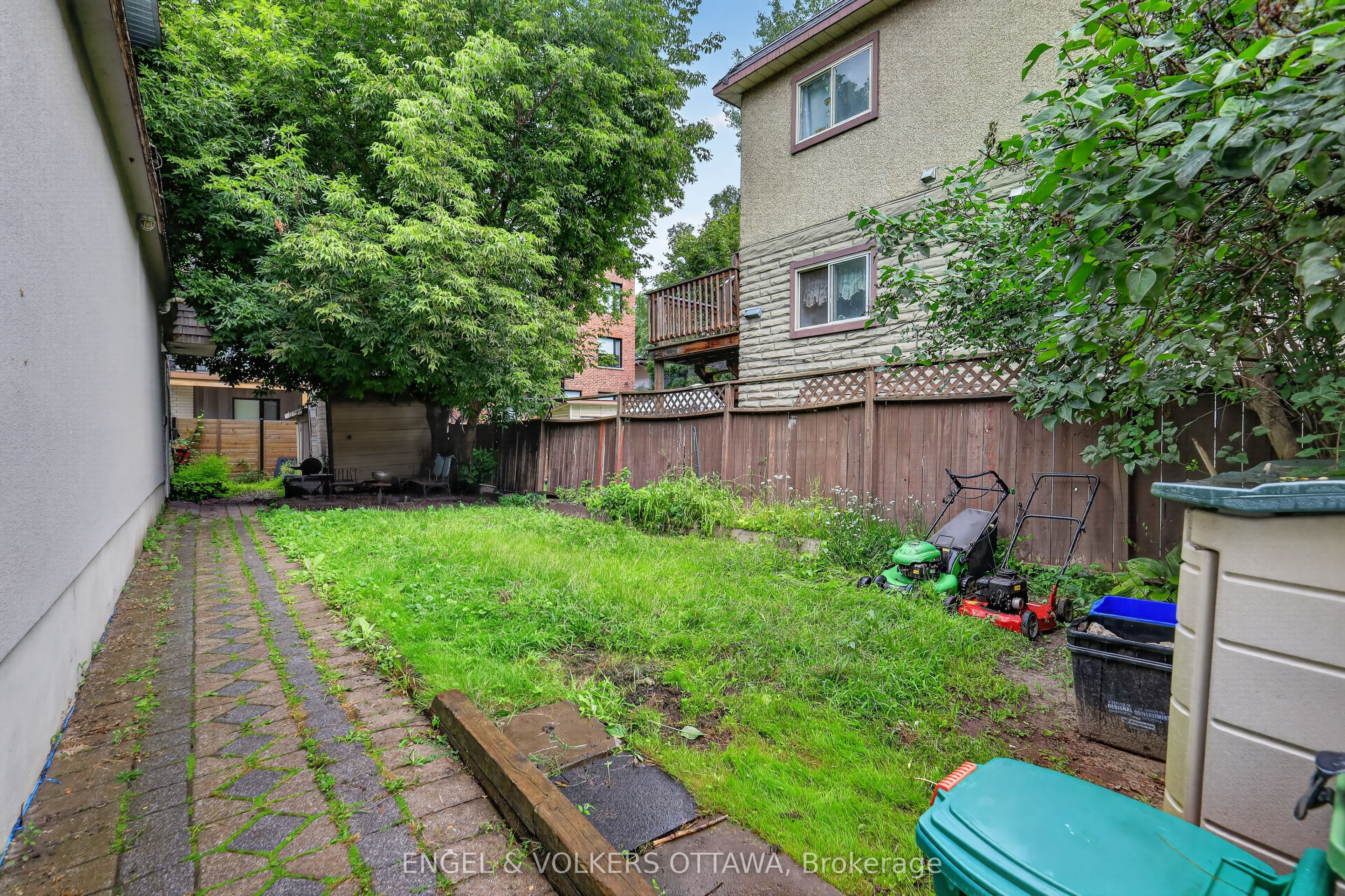 253 Frechette Street
