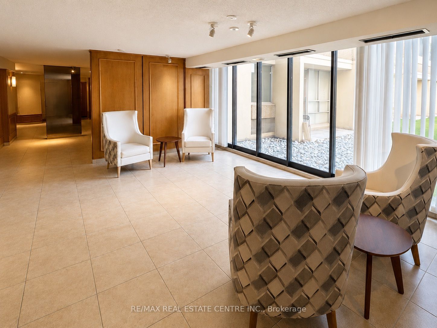 1300 Marlborough Court 516