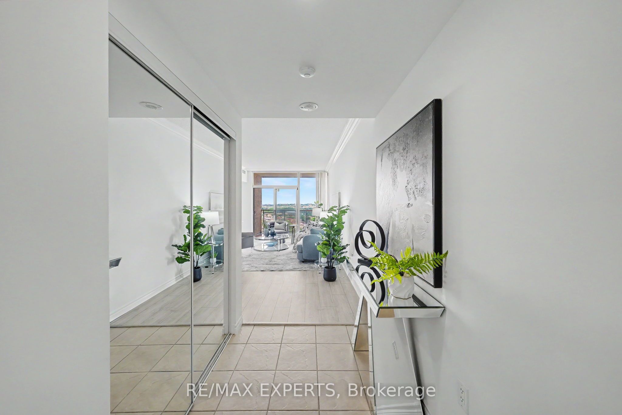 55 Strathaven Drive 1113