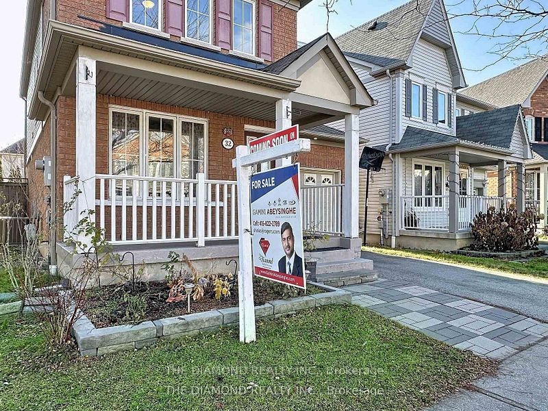 32 Marriner Crescent