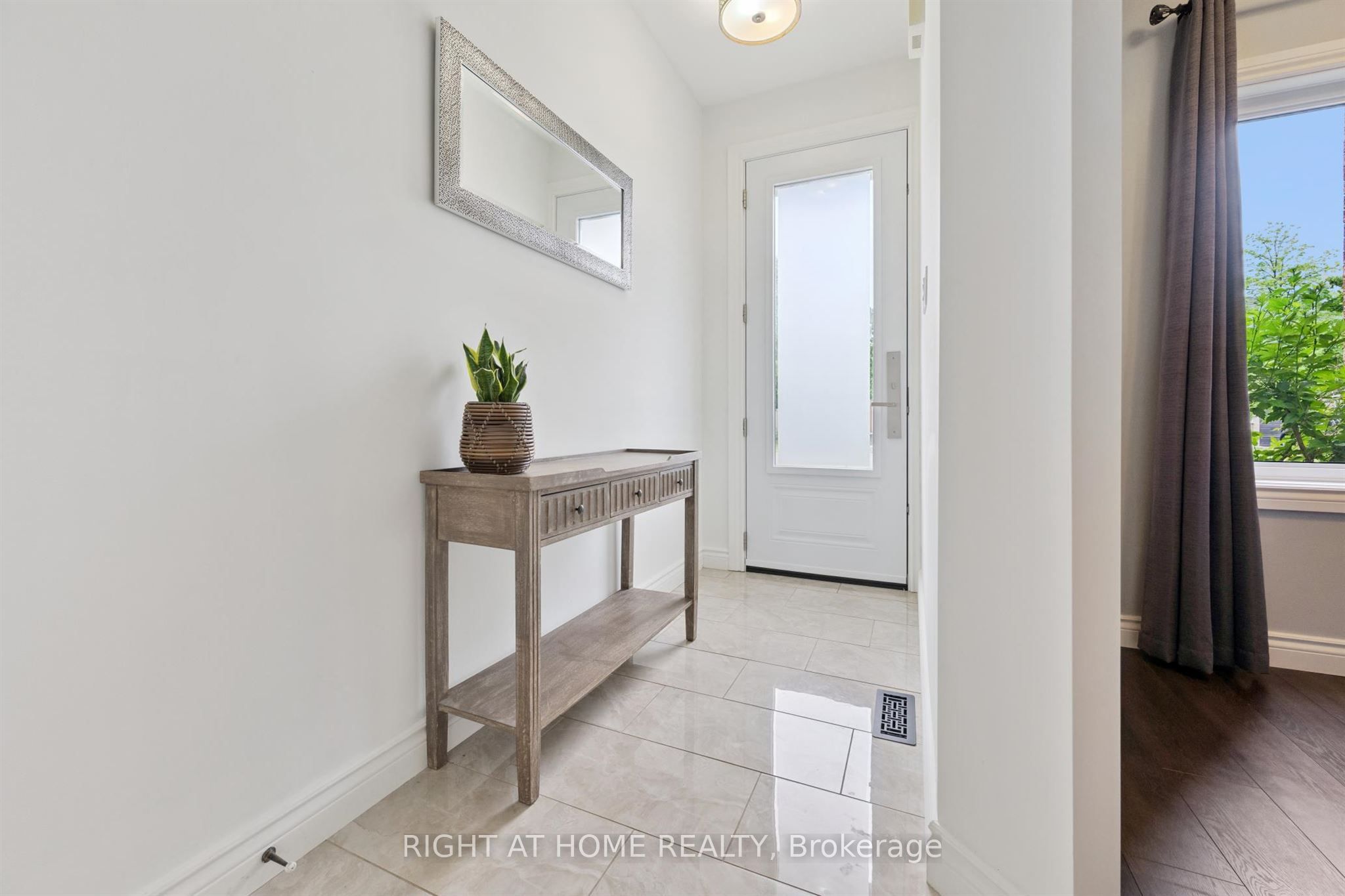 2371 Dalebrook Drive