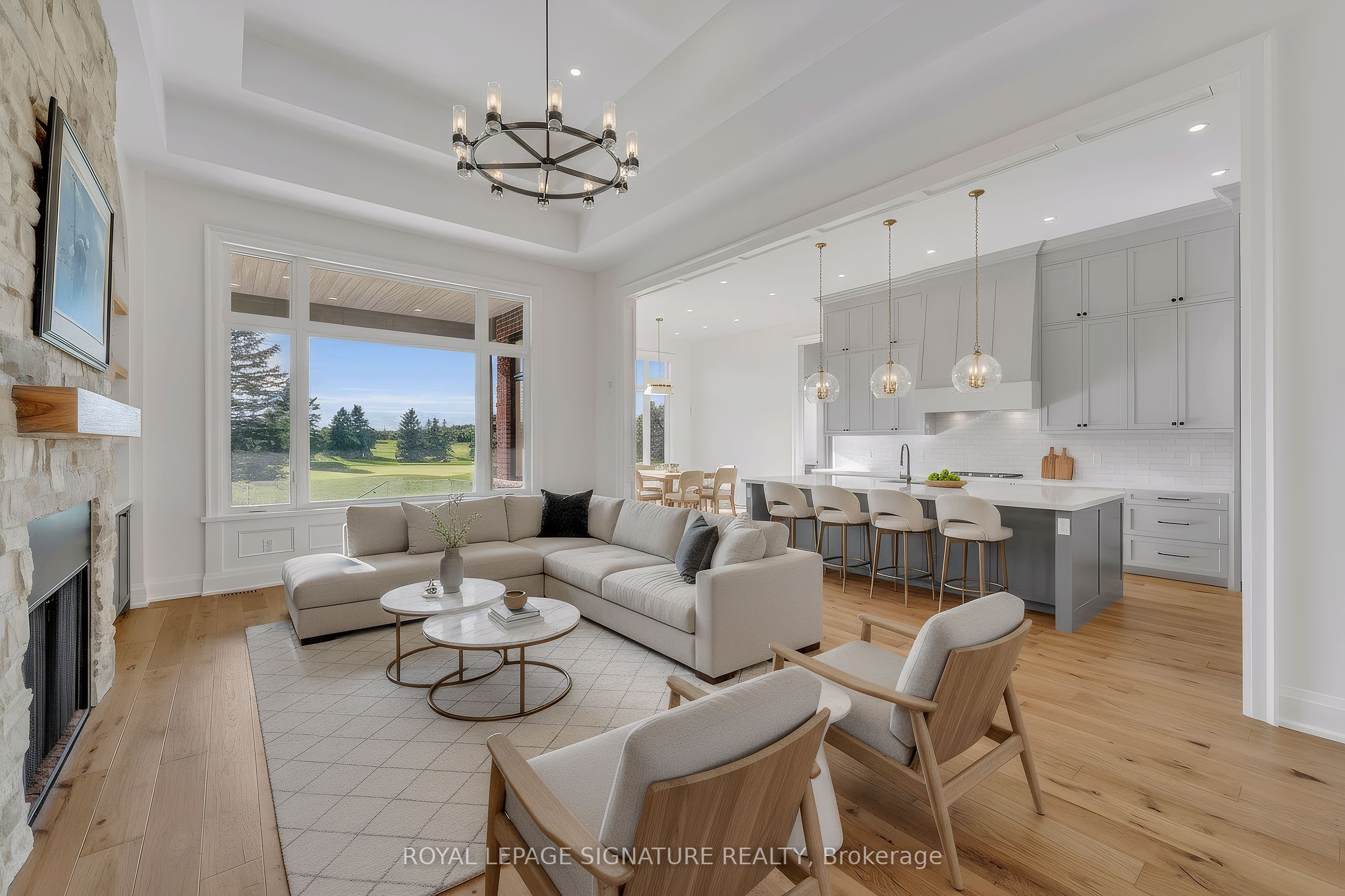 10 Franklin Crescent