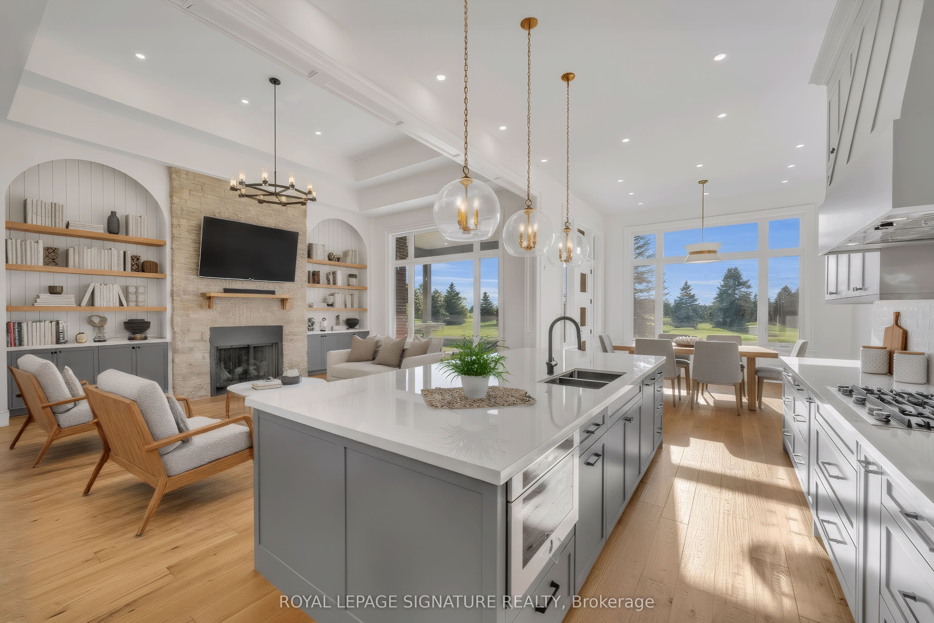 10 Franklin Crescent