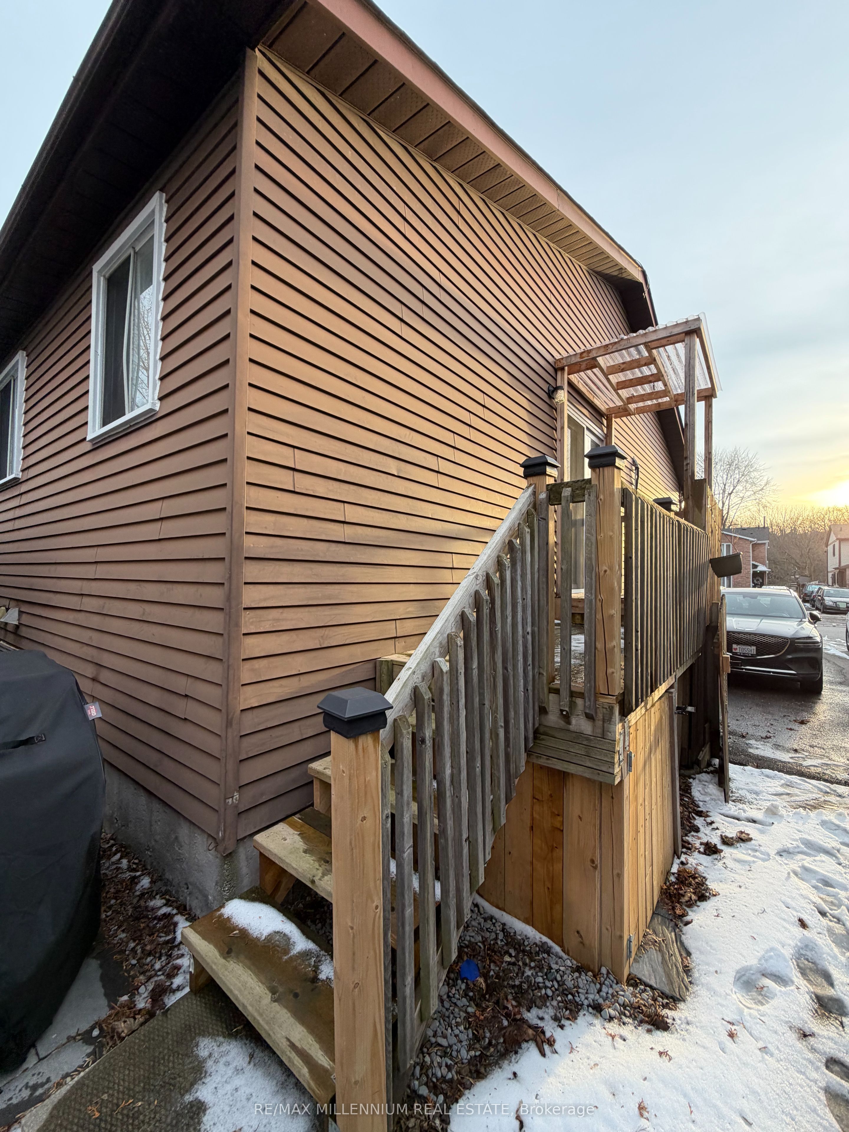 145 Londonderry Street