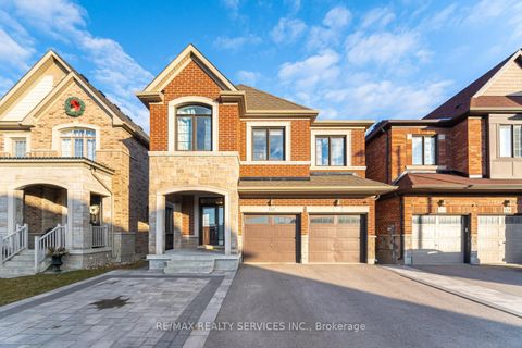 132 Meadow Vista Crescent East Gwillimbury ON L9N 0T4