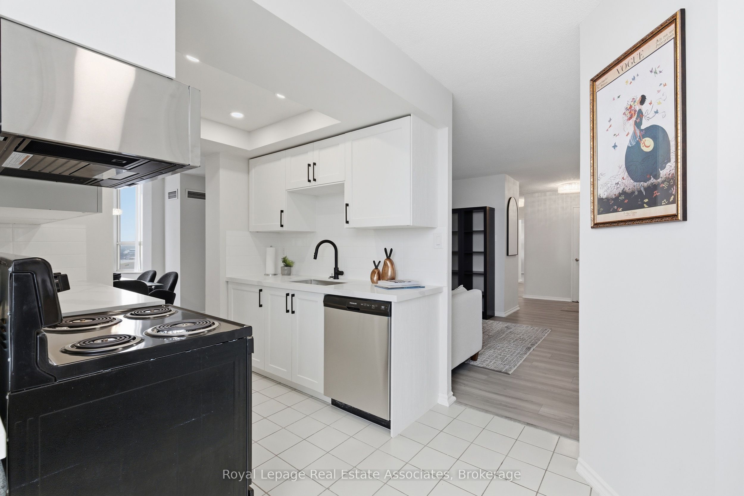 10 Malta Avenue 1004