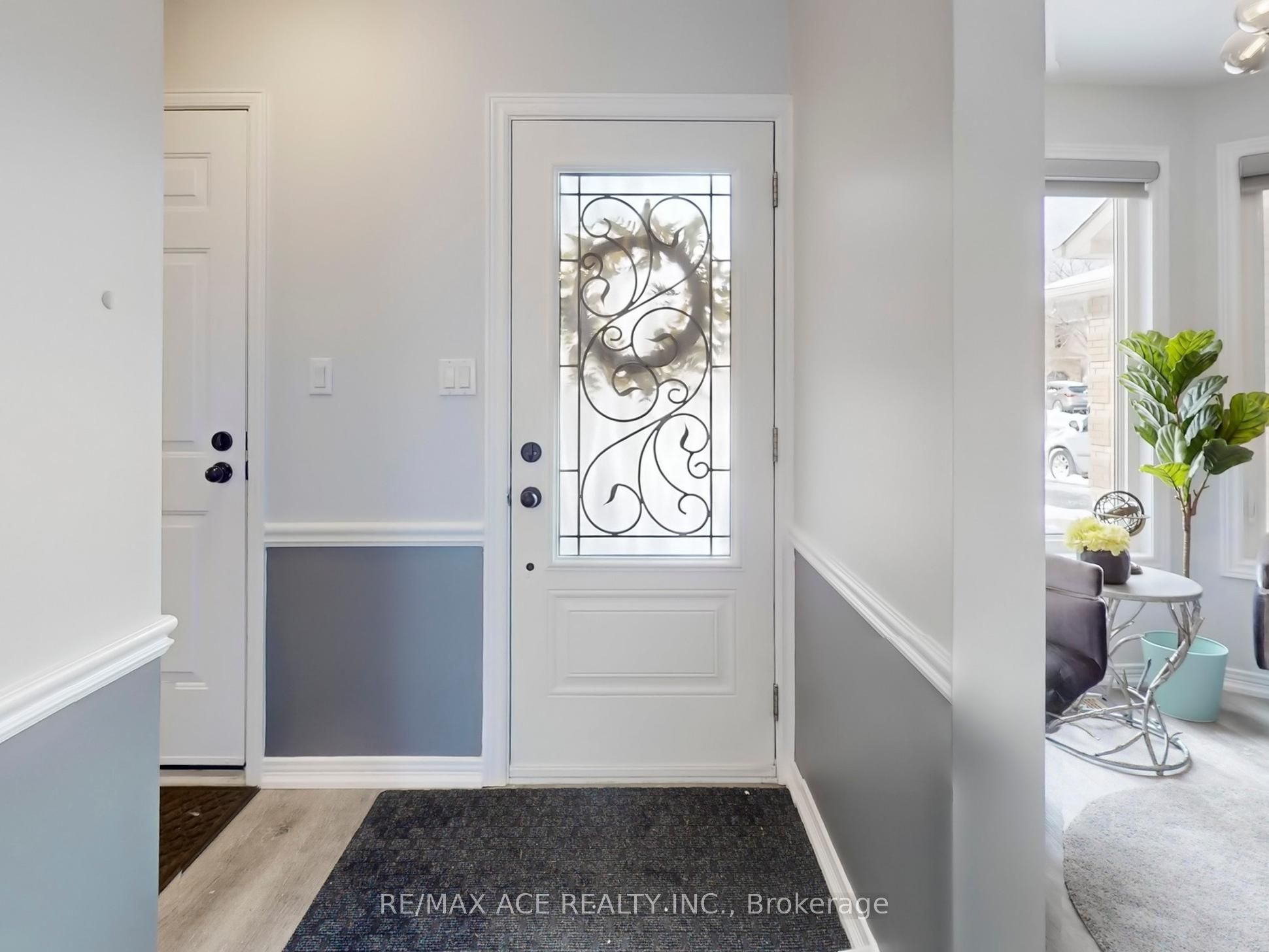 35 Stagemaster Crescent