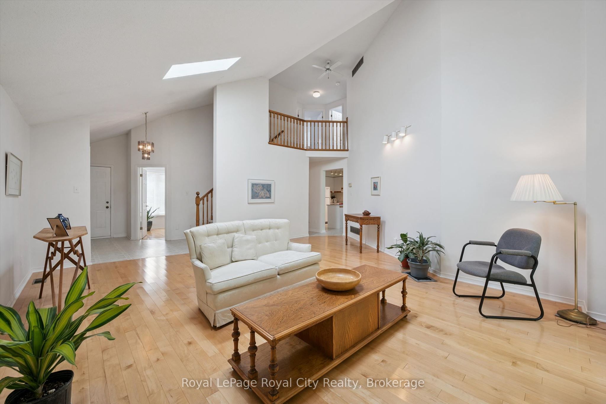 8 MOLLISON Court
