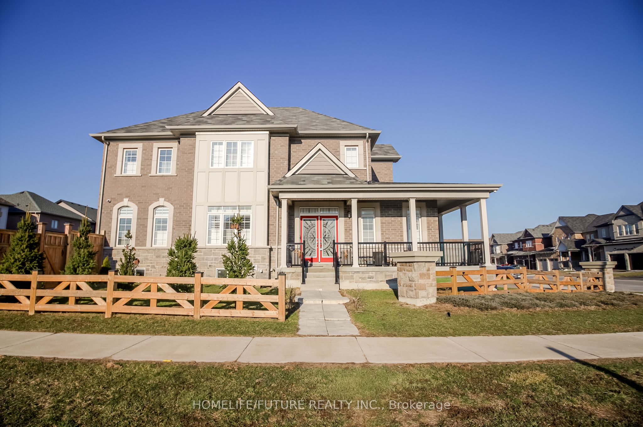 140 Ronald Hooper Avenue