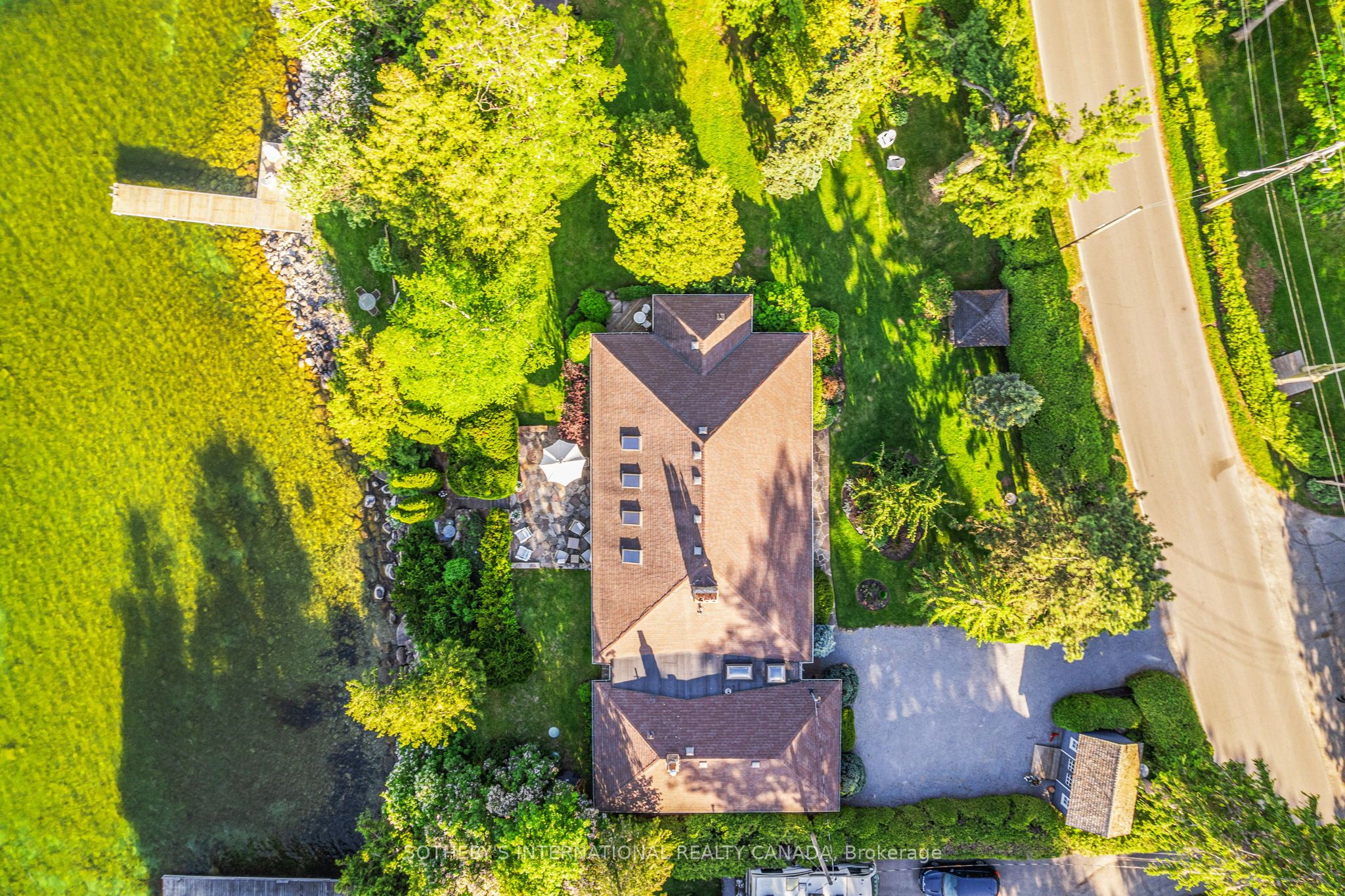 30 Hedge Road