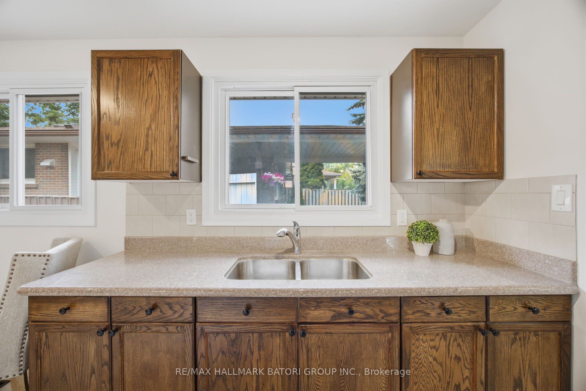 1500 Swanage Crescent