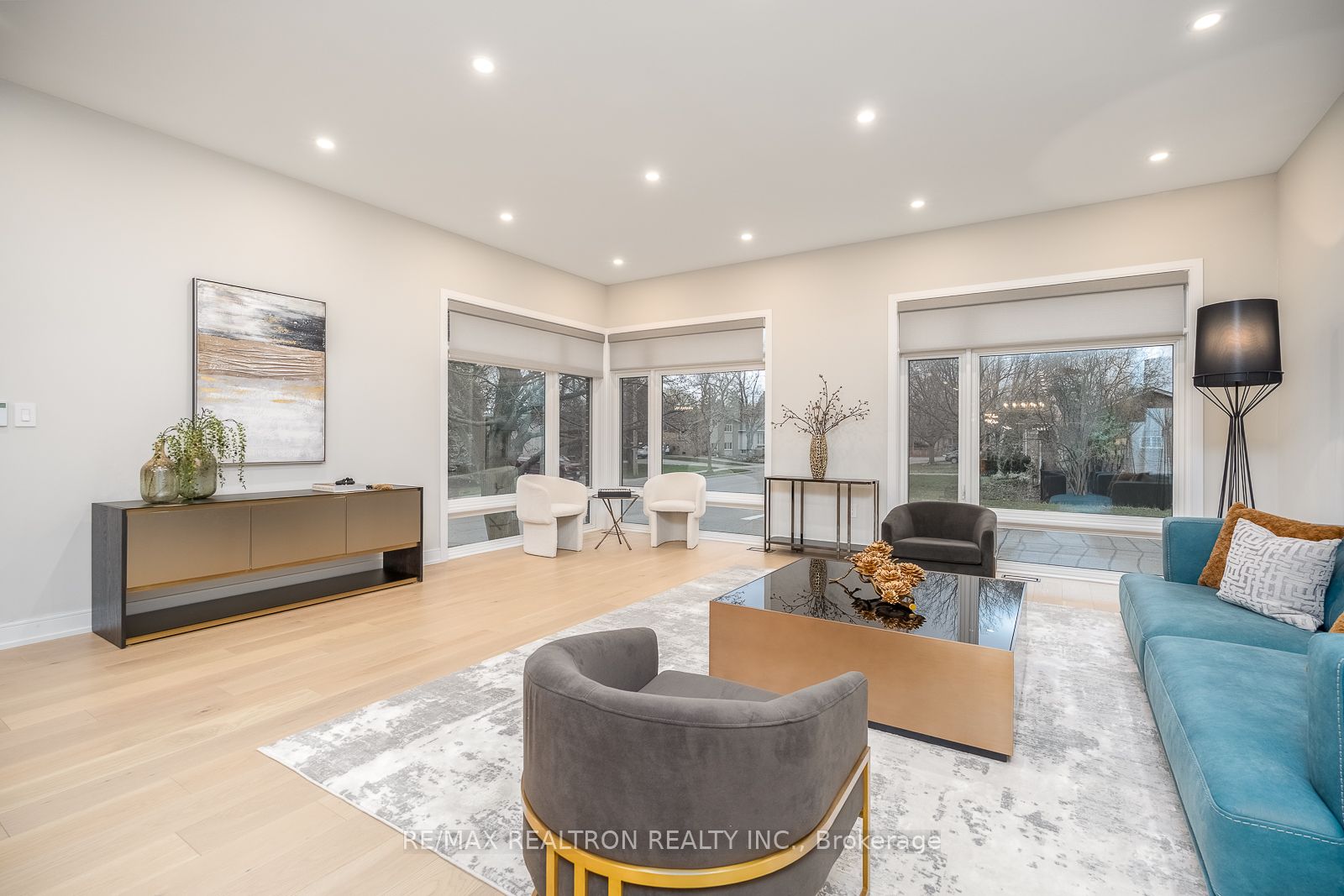 70 Collins Crescent