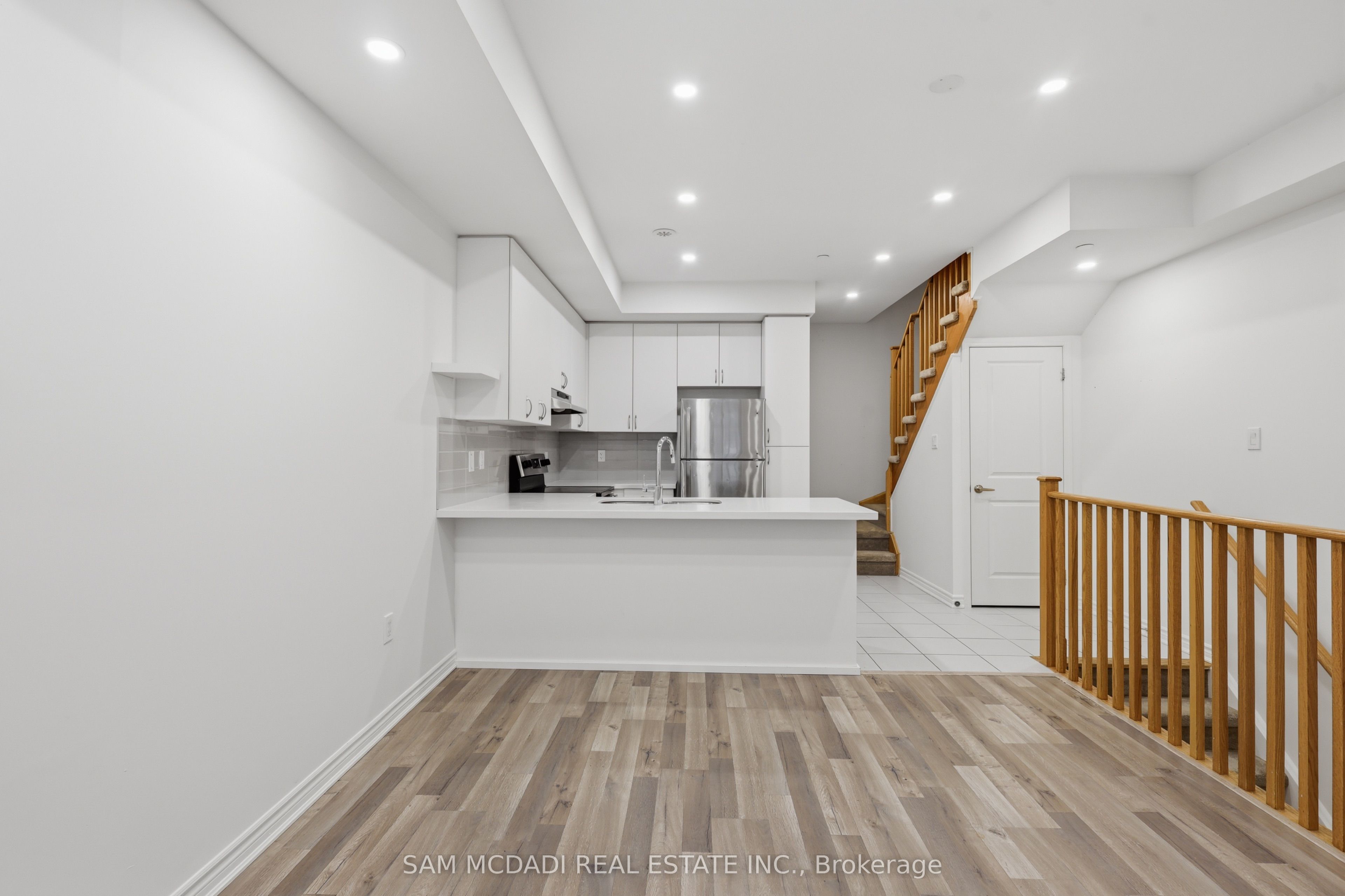2285 Mcnab Lane 6