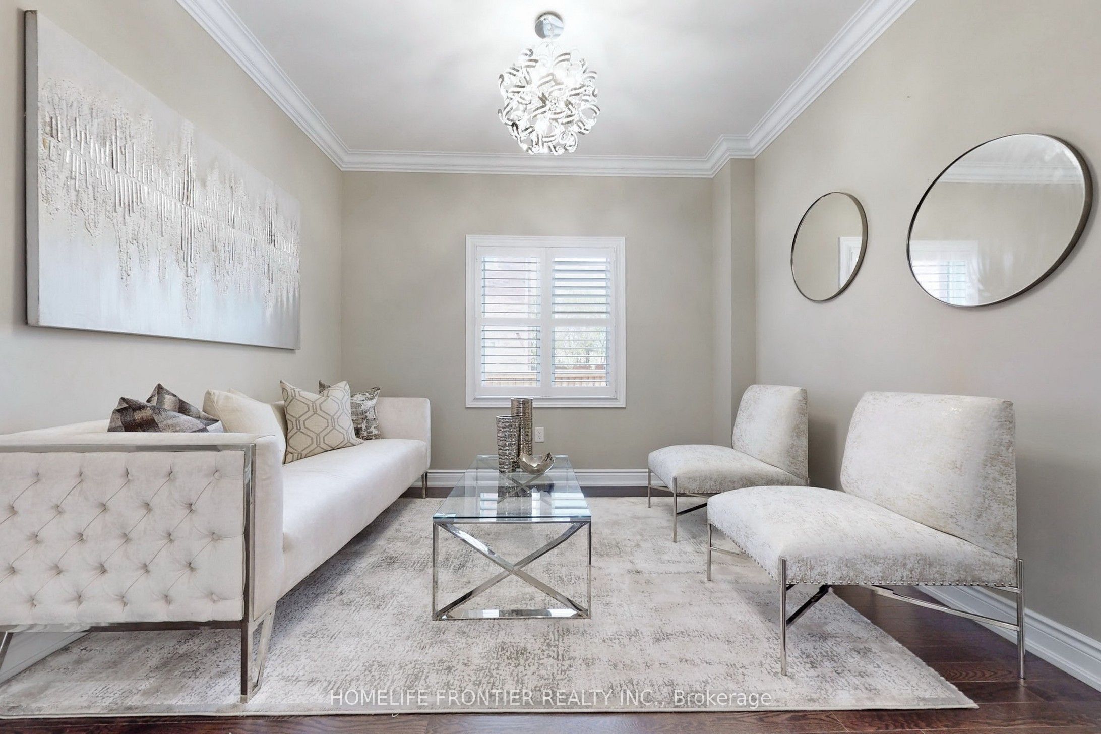 24 Manor Glen Crescent