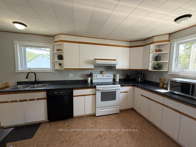1 Thompson Street