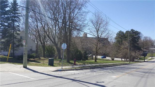 66 Roxborough Road