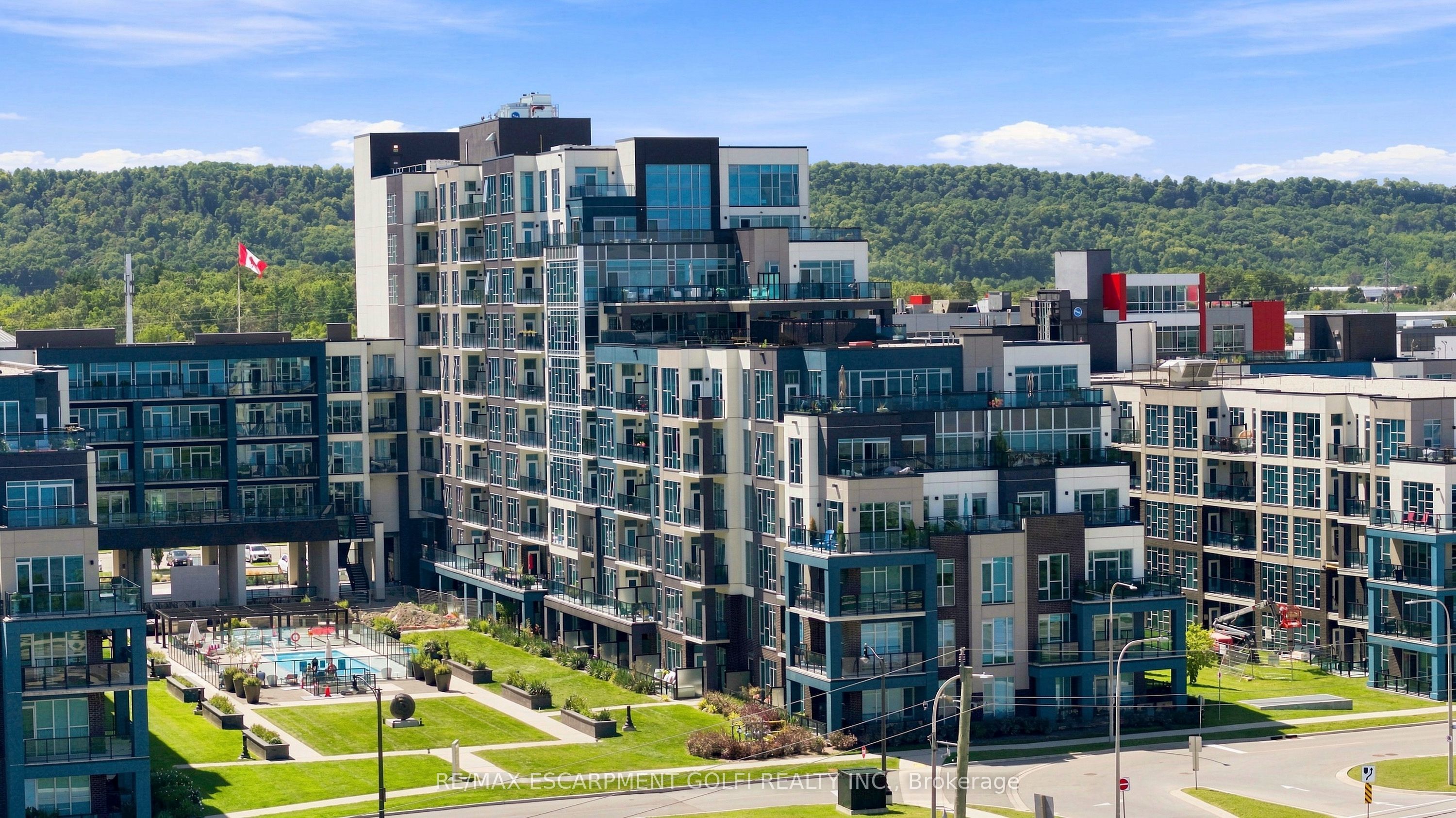 16 Concord Place 445