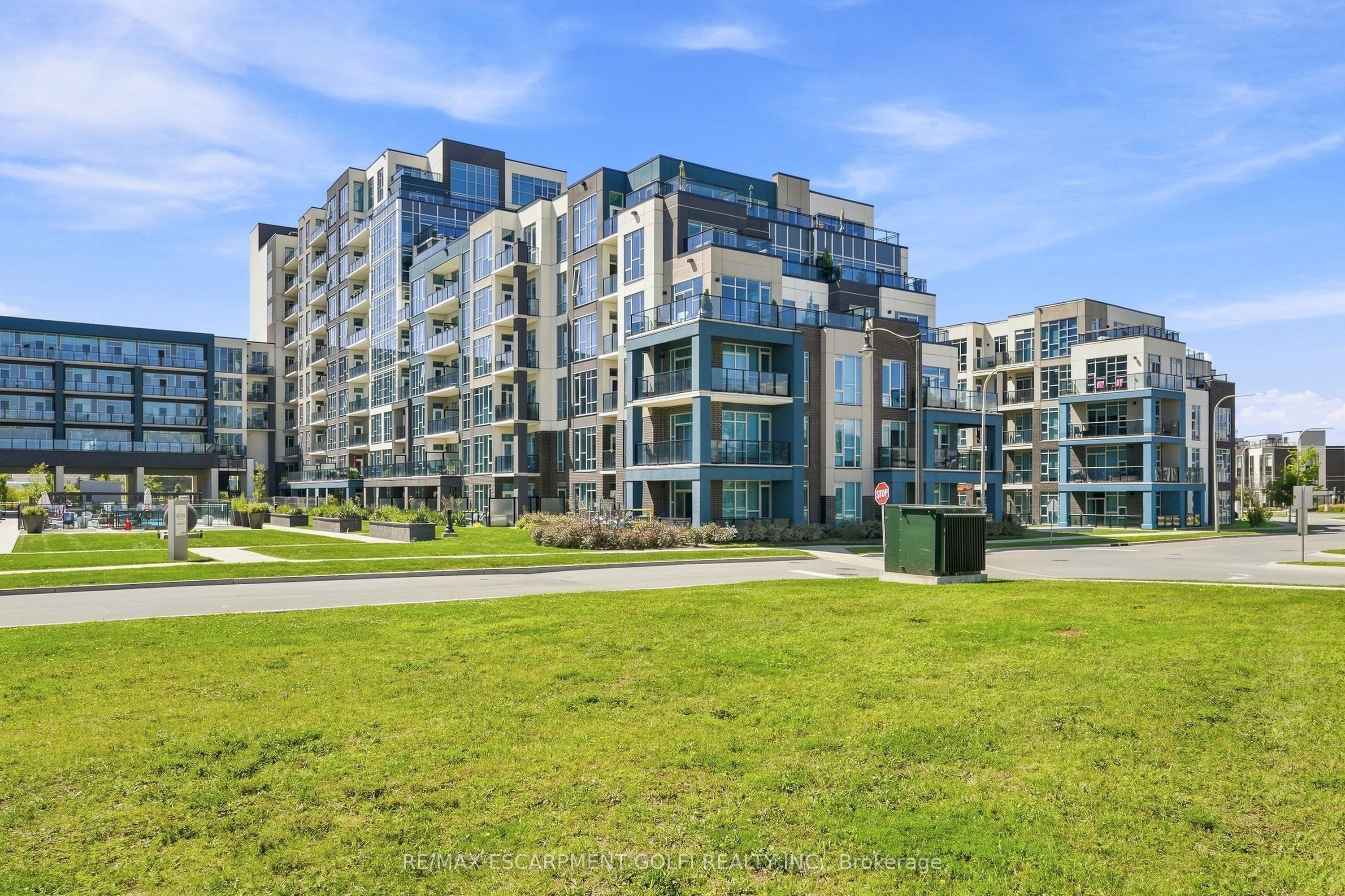 16 Concord Place 445
