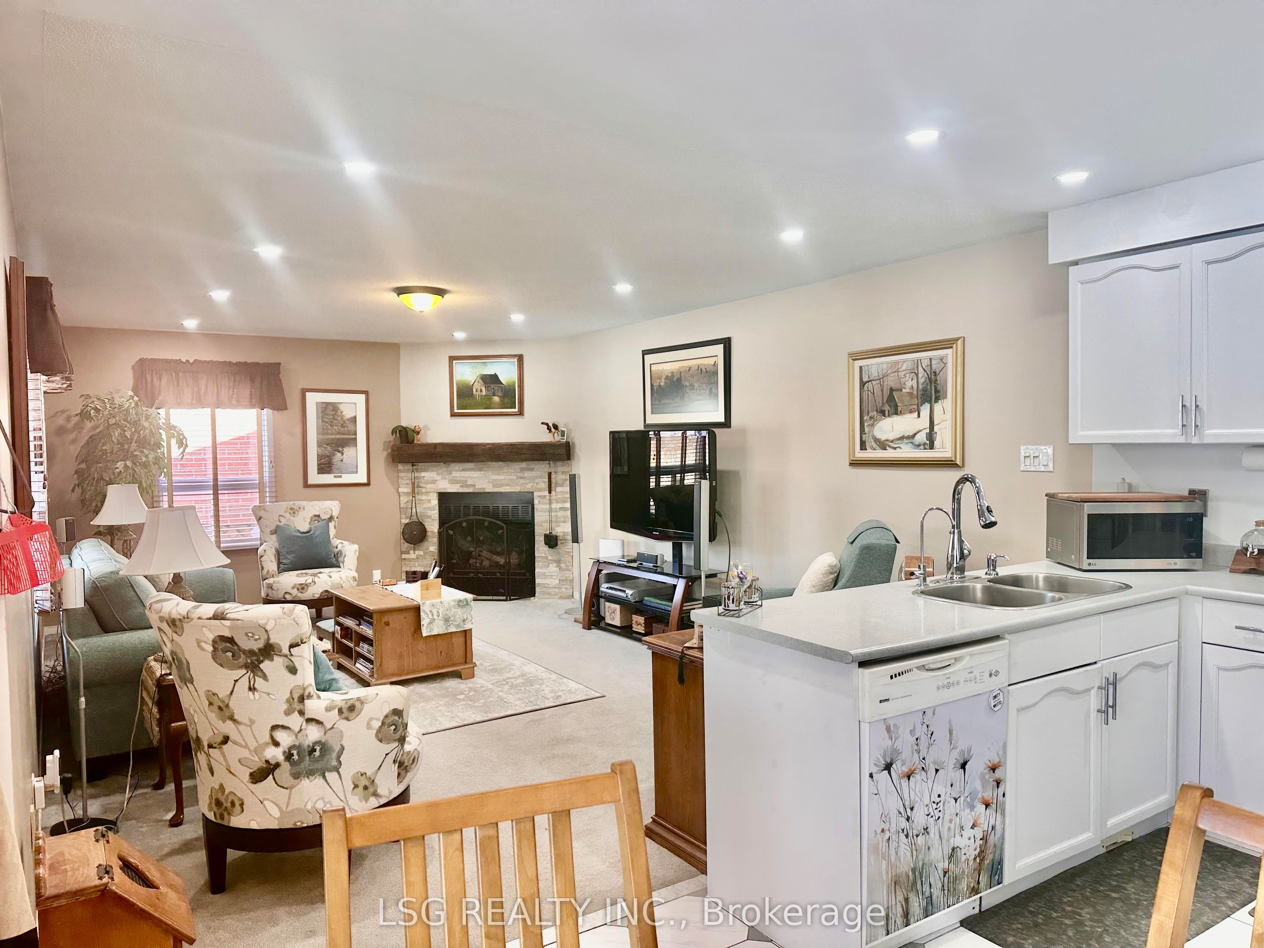 34 South Balsam Street