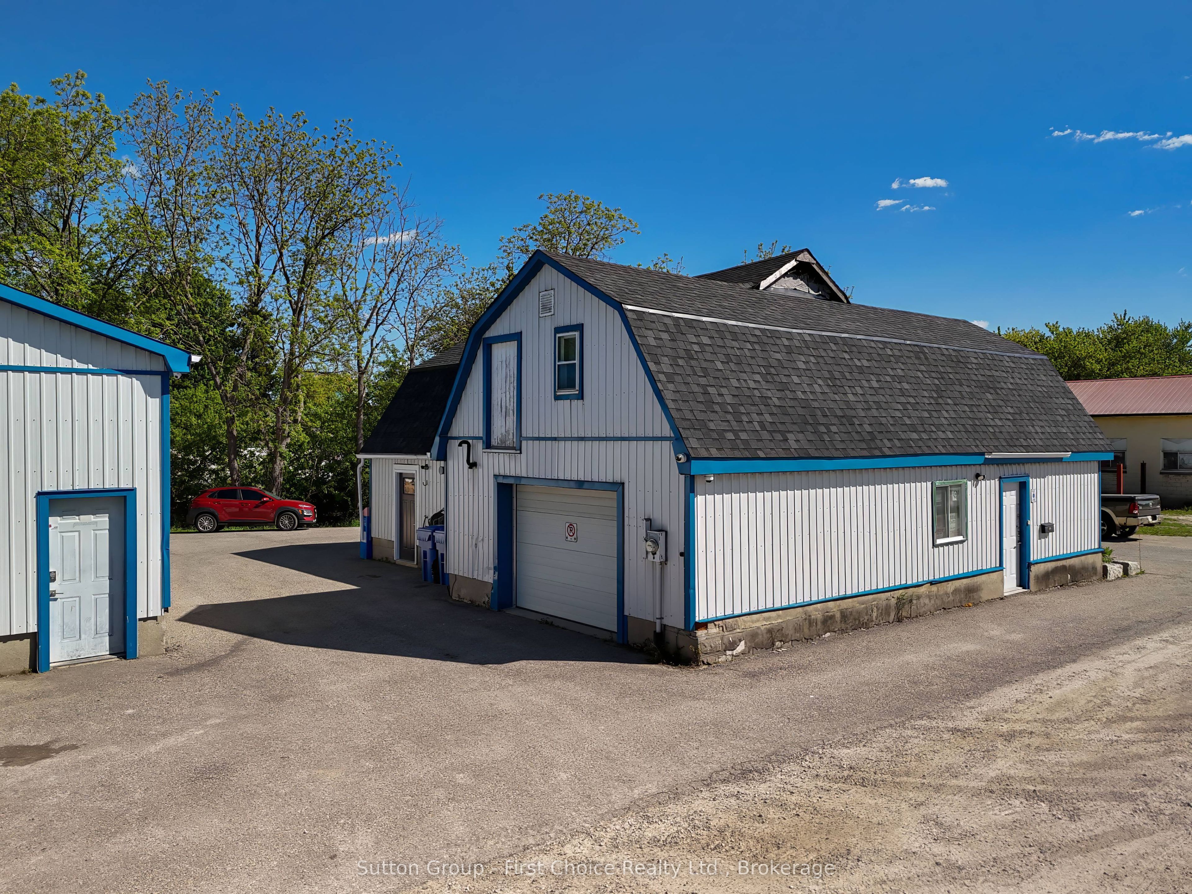 77 Whyte Avenue