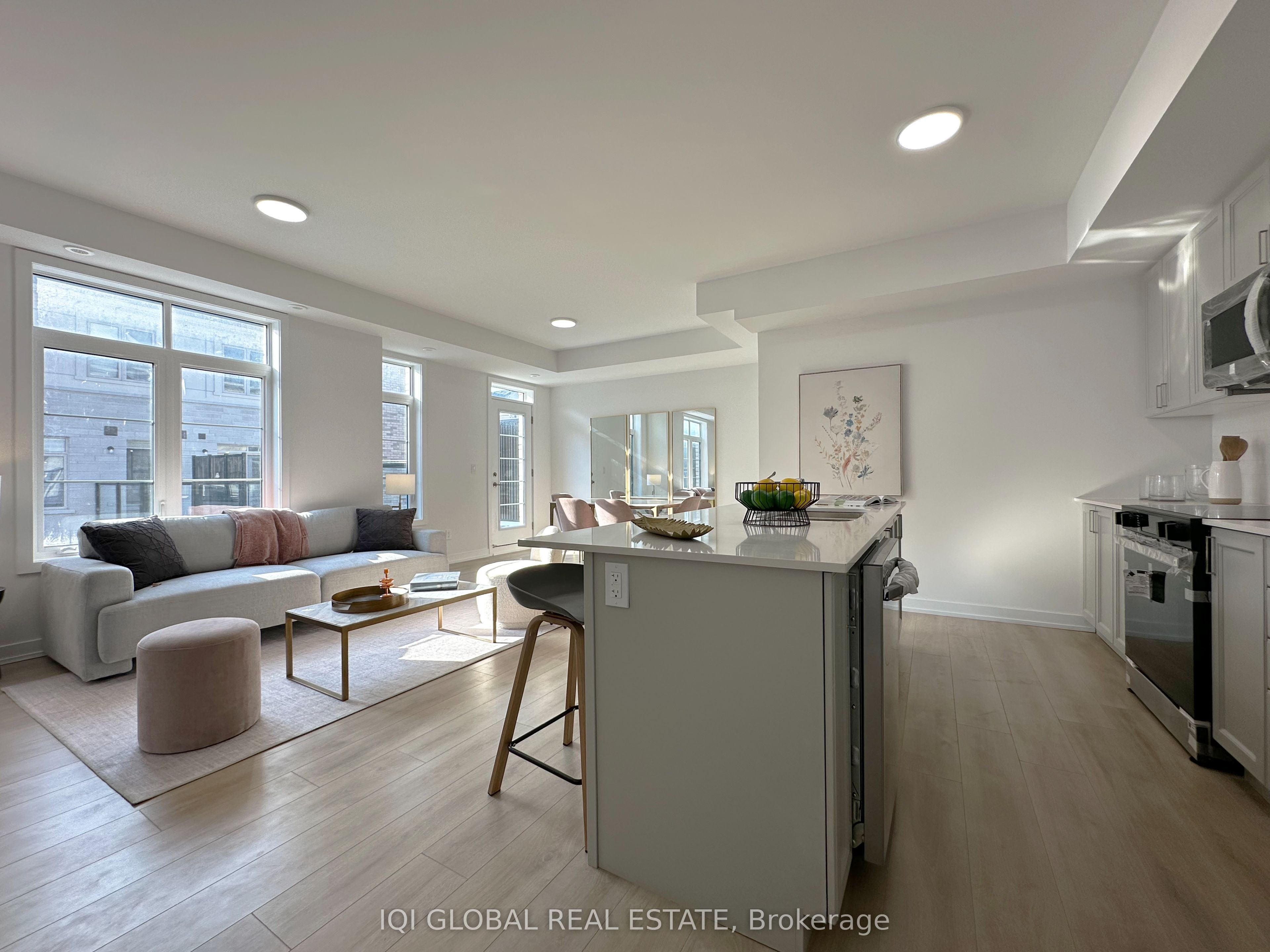 1655 Palmers Sawmill Road 1006