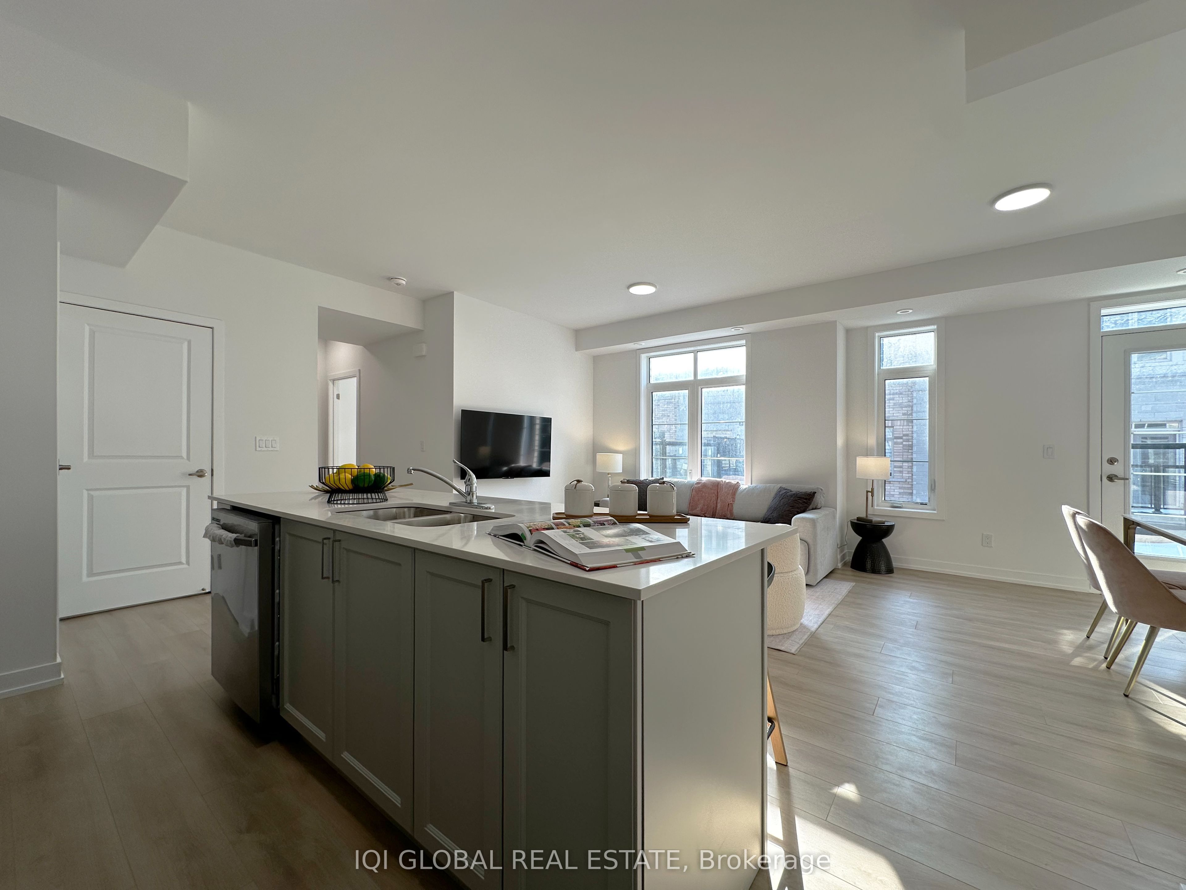 1655 Palmers Sawmill Road 1006