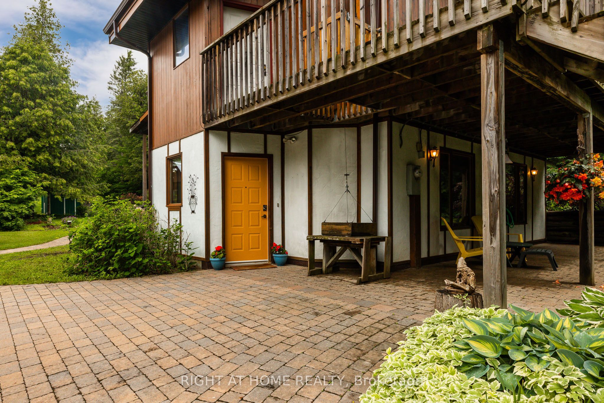 1828 Burnt Lands Road