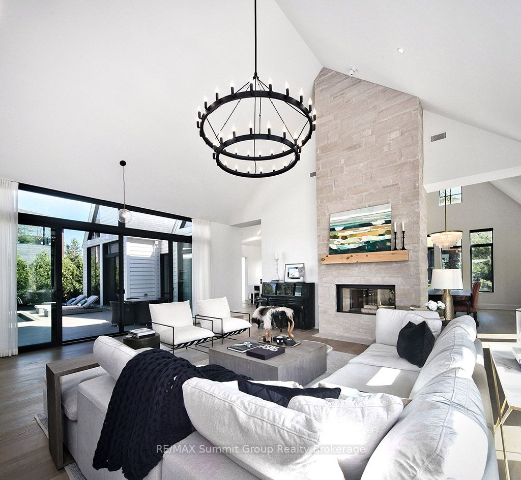 101 Deer Lane