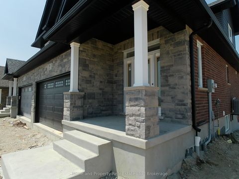 106 Bedell Drive Mapleton ON N0G 1P0