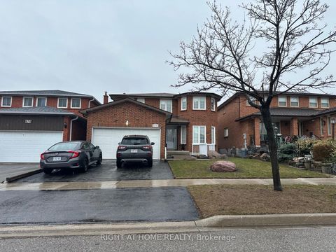 874 Wetherby Lane N Mississauga ON L4W 4S9