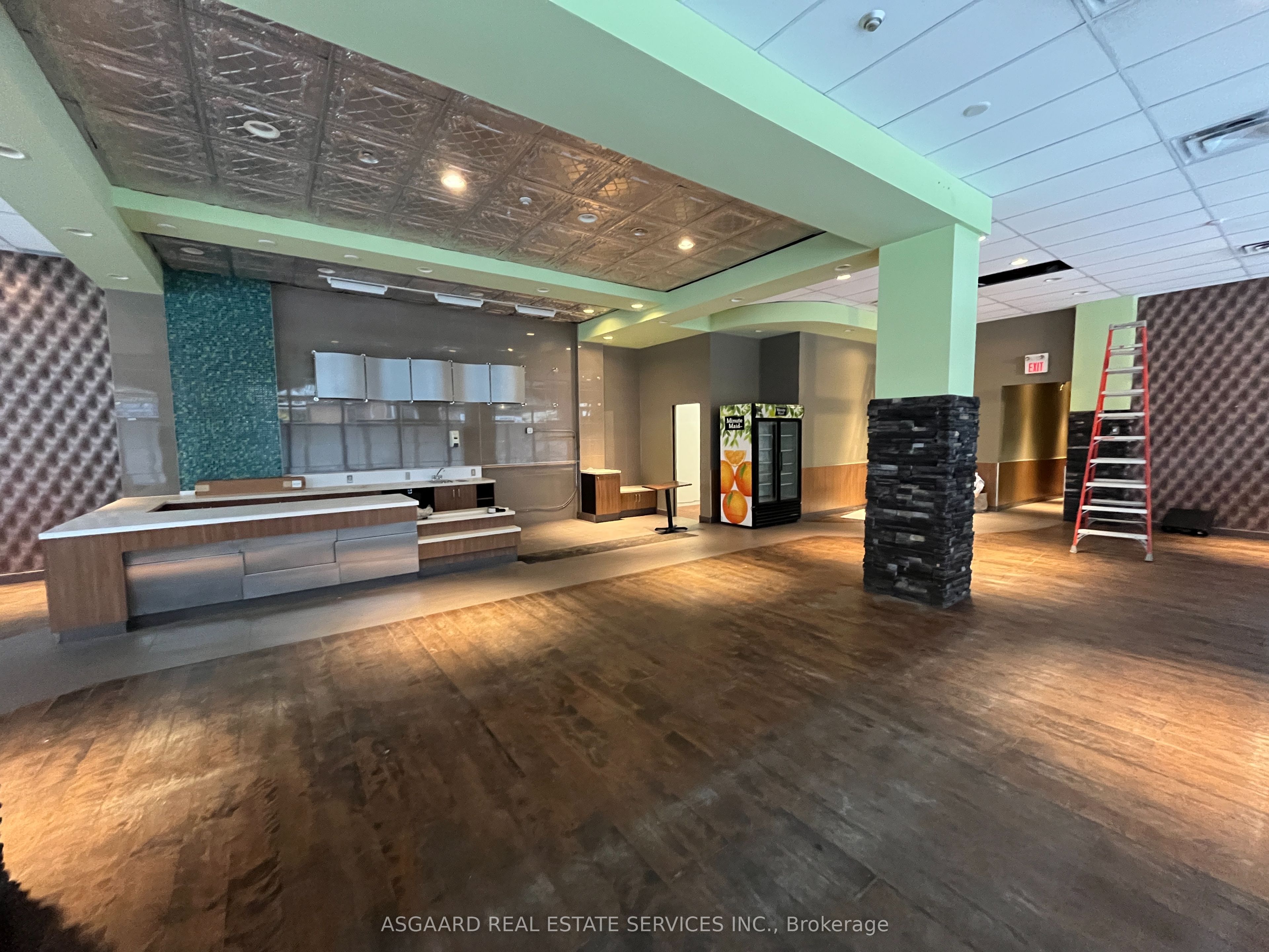 400 Cooper Street 270