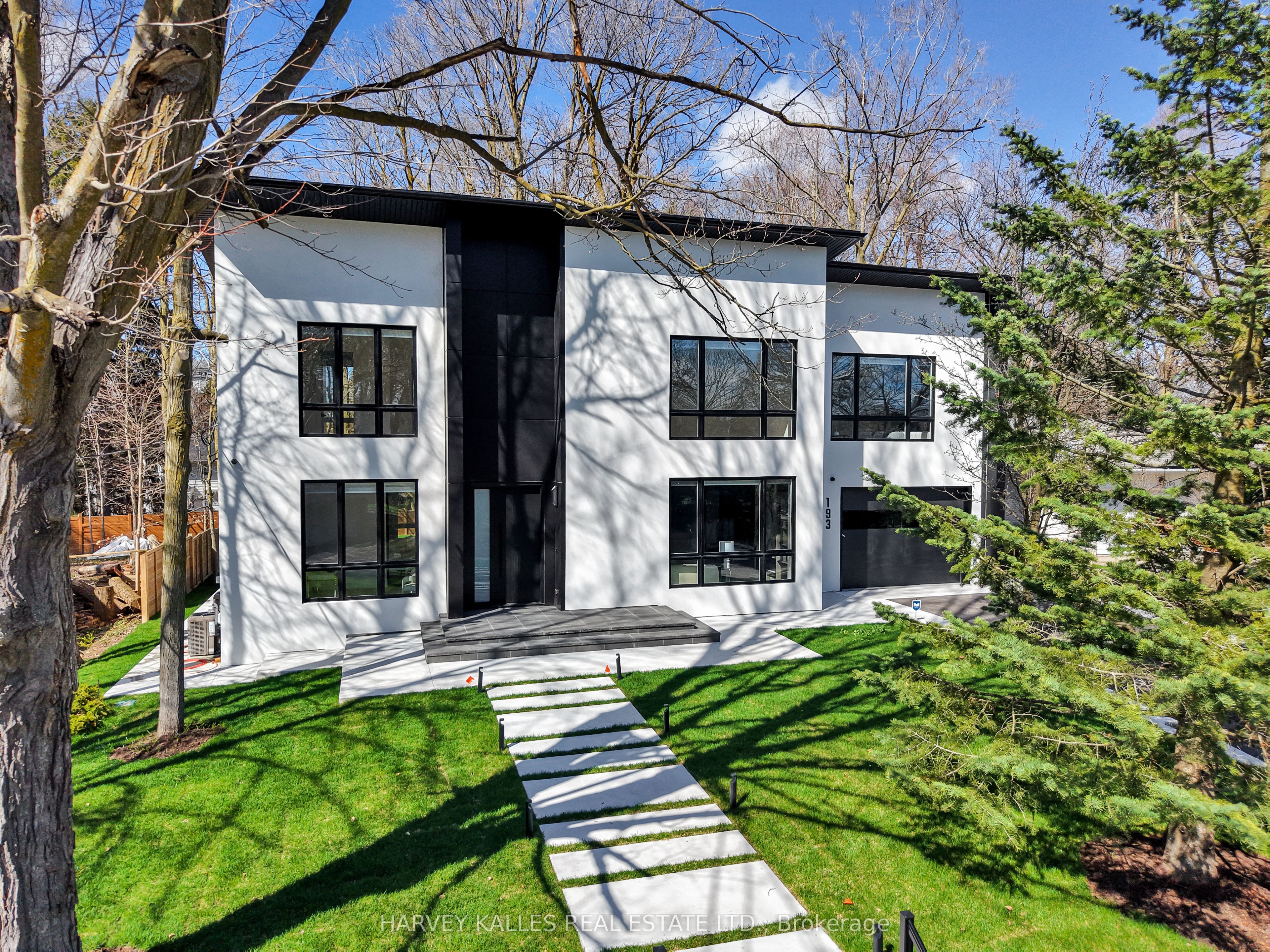 193 Beechwood Crescent