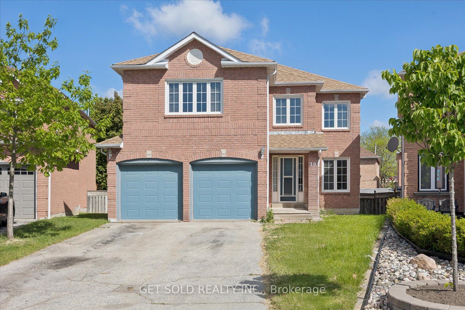 10 Howes Street