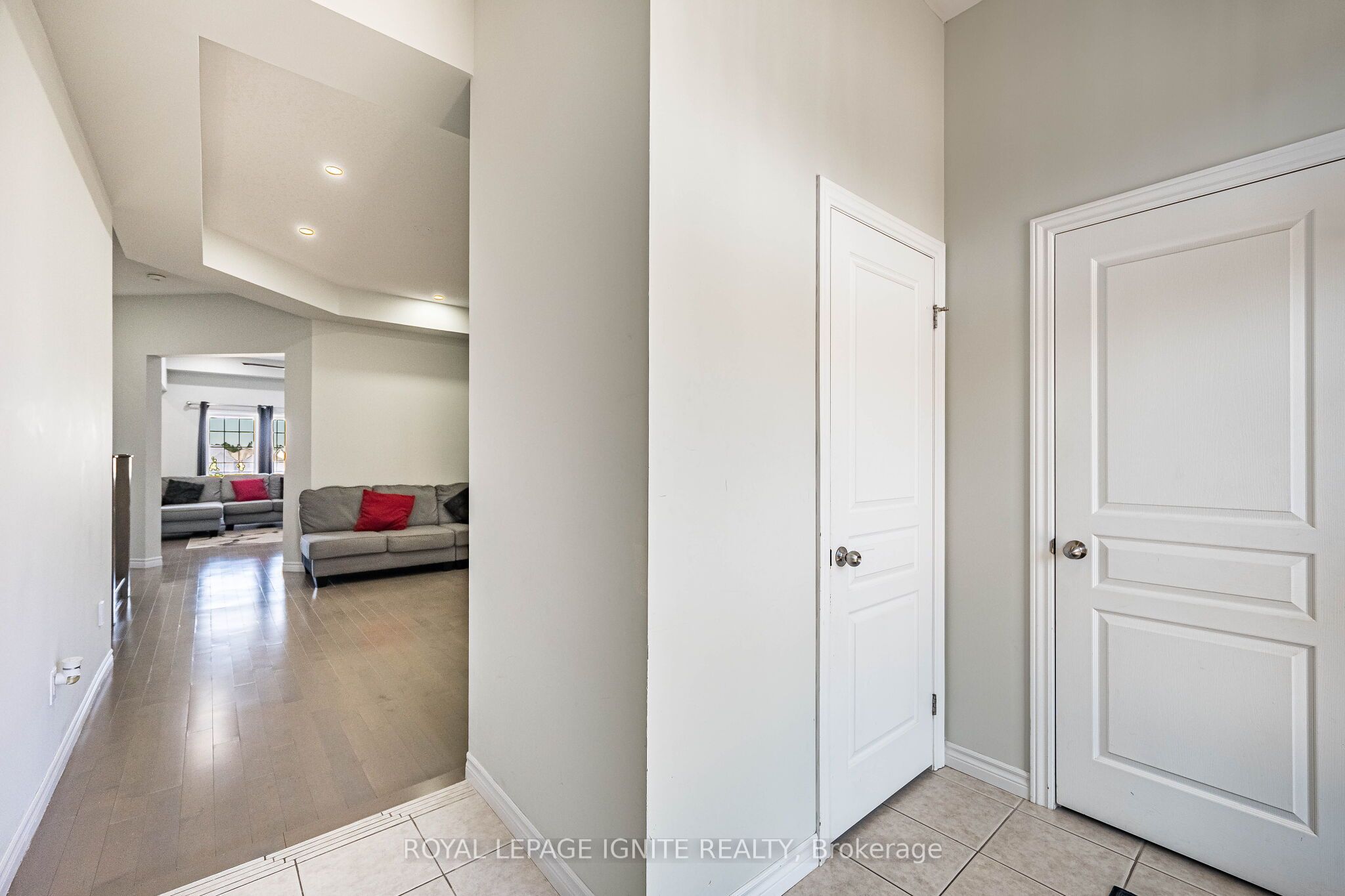 18 MONKTON Circle