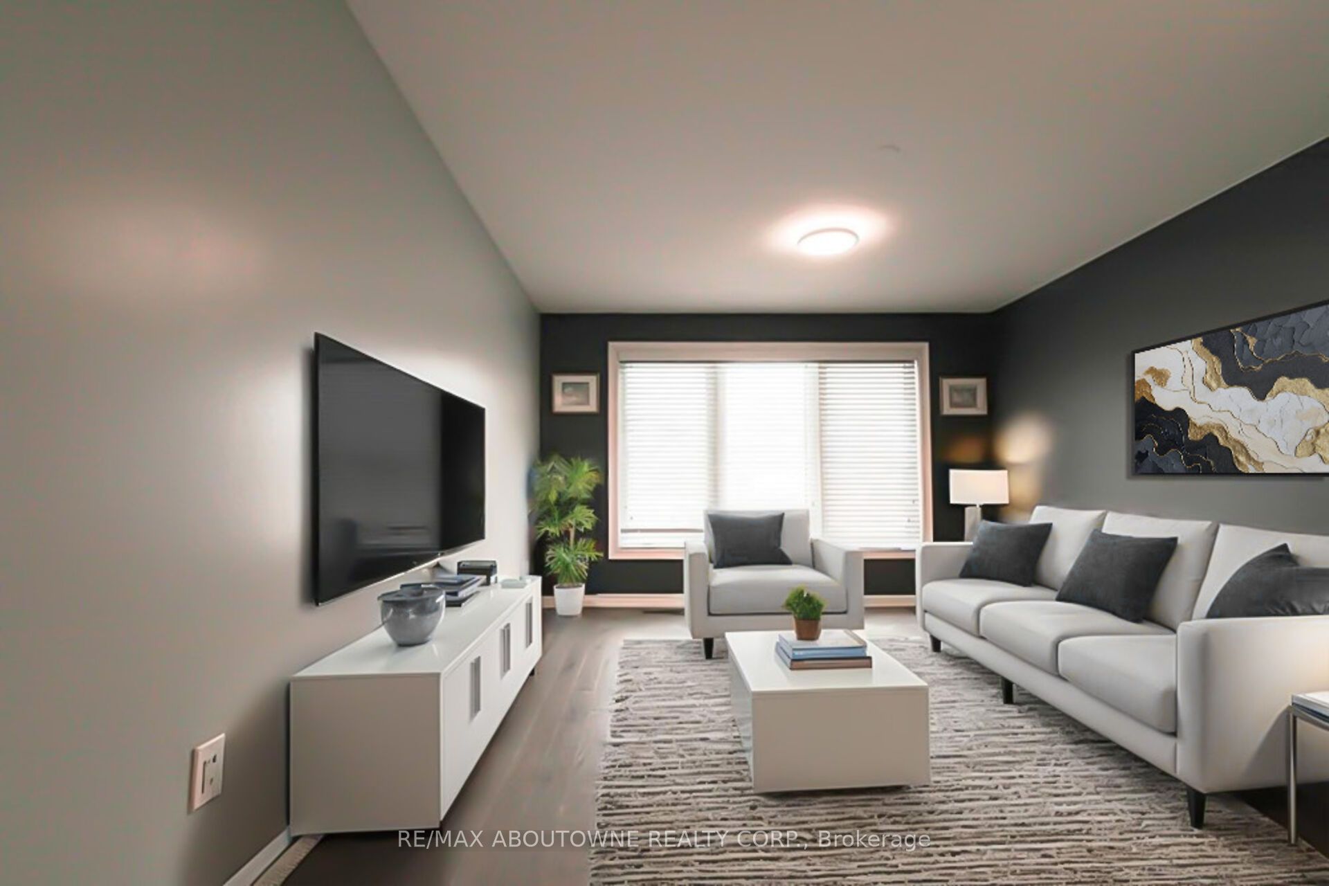 1601 Sandgate Crescent