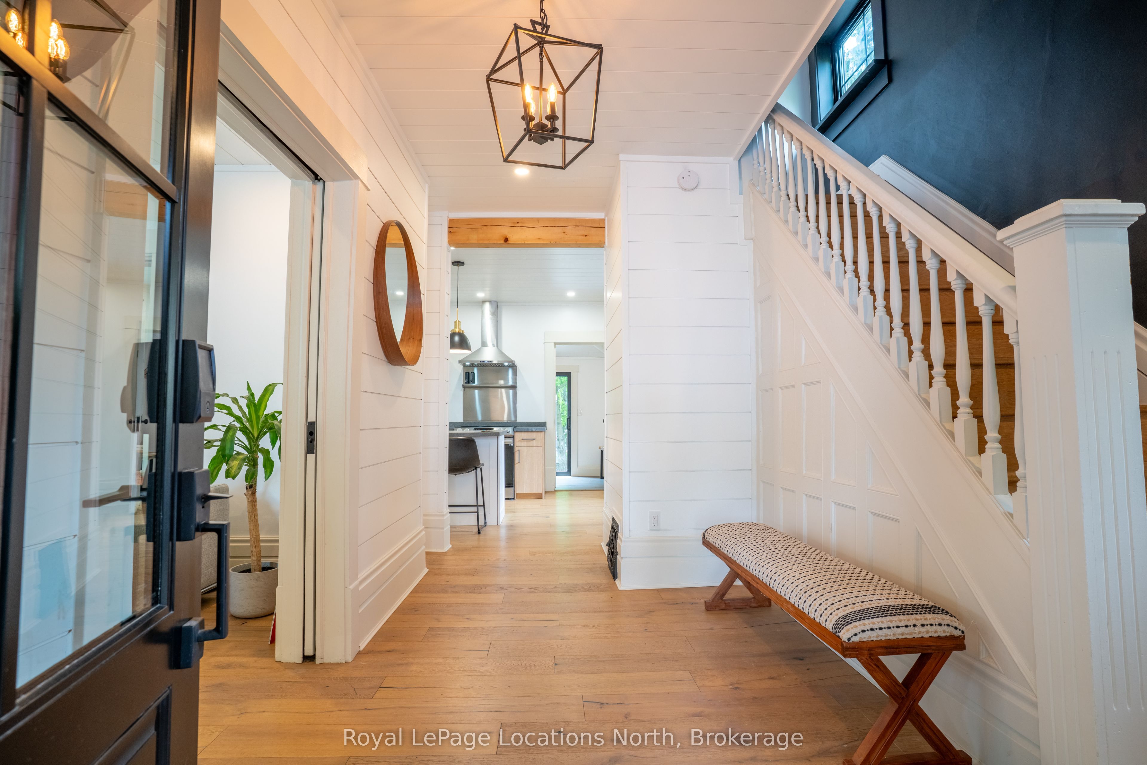 24 Marshall Street W