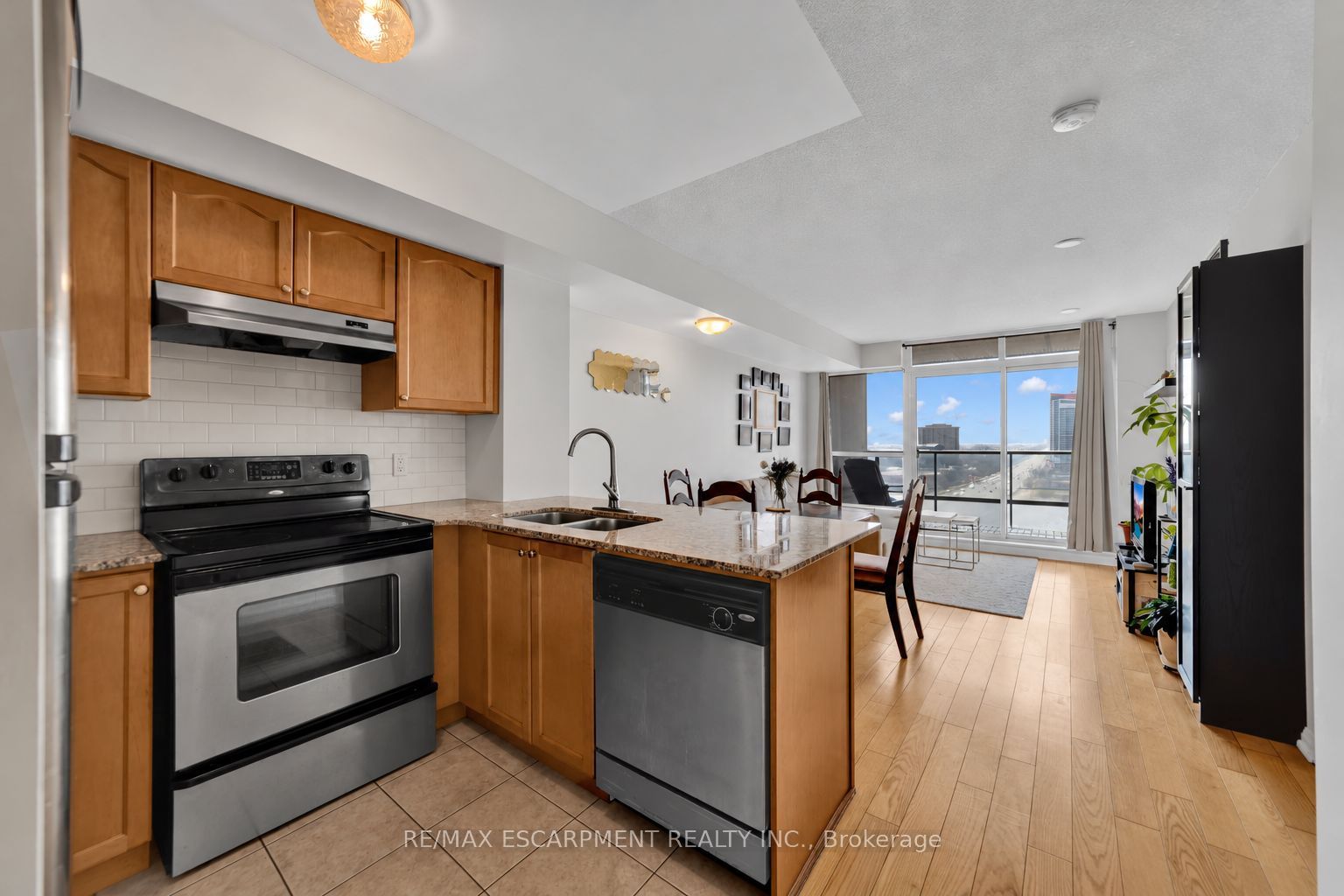 220 Forum Drive 1405