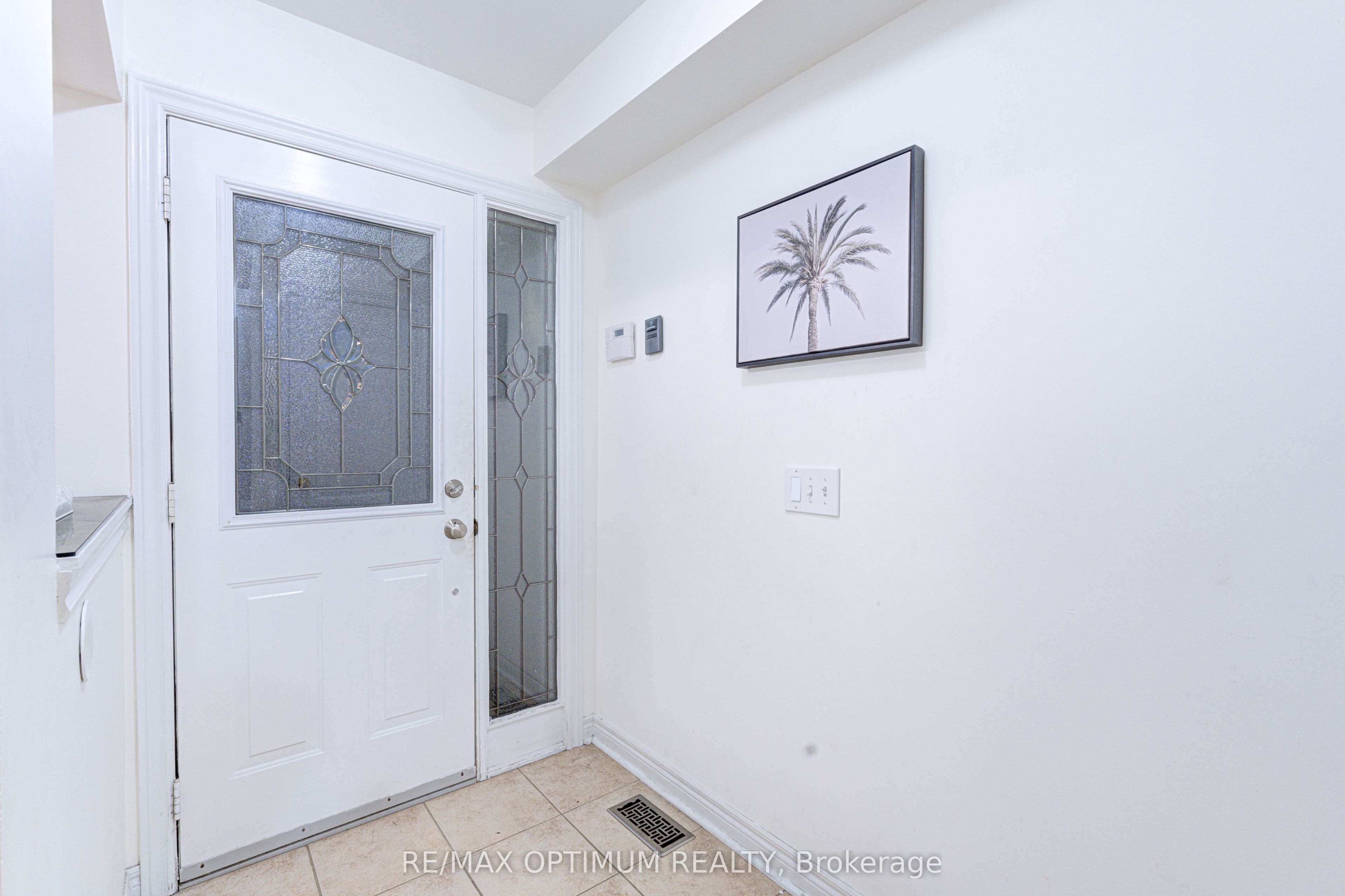 1829 Samuelson Circle