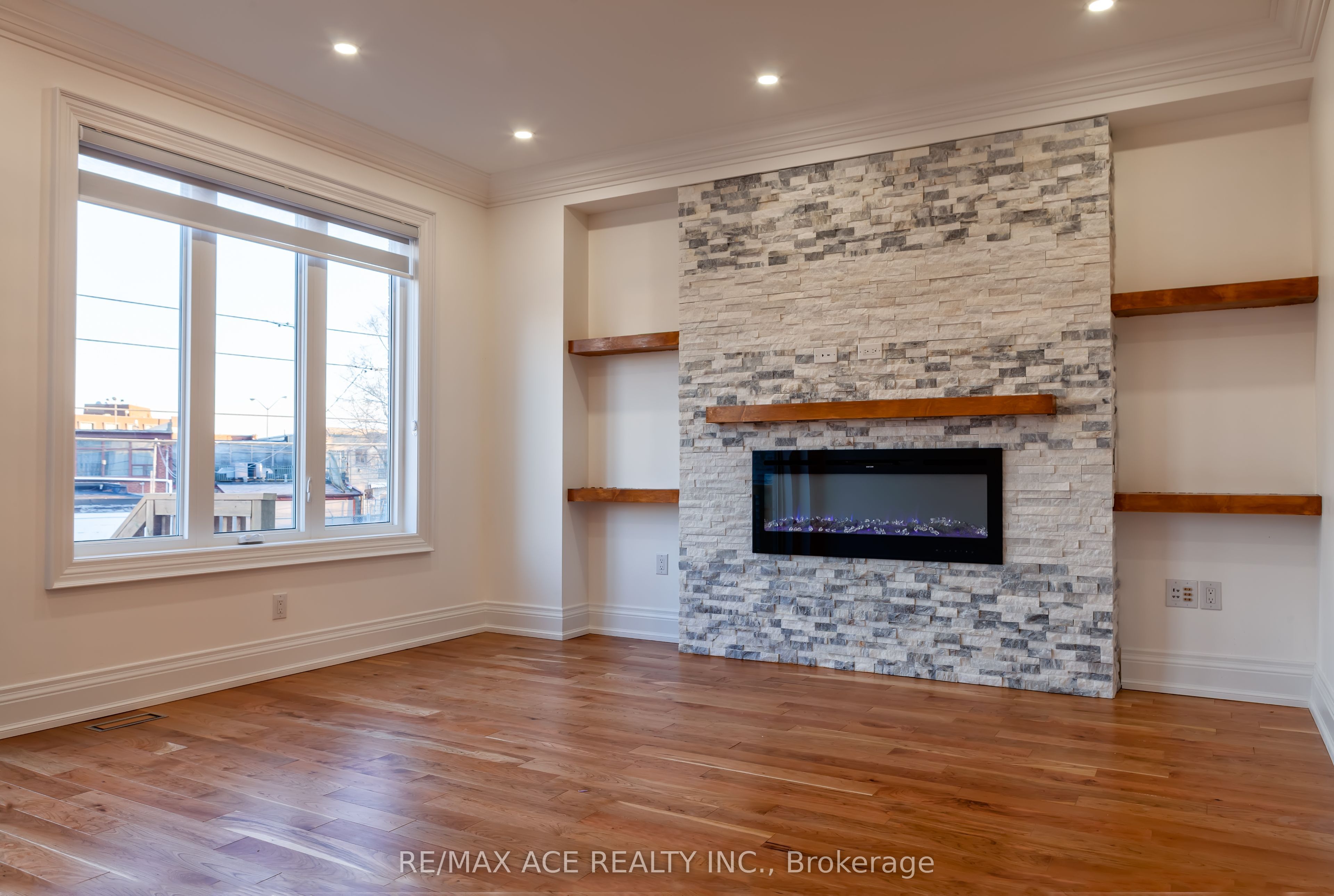 229B Mcintosh Street