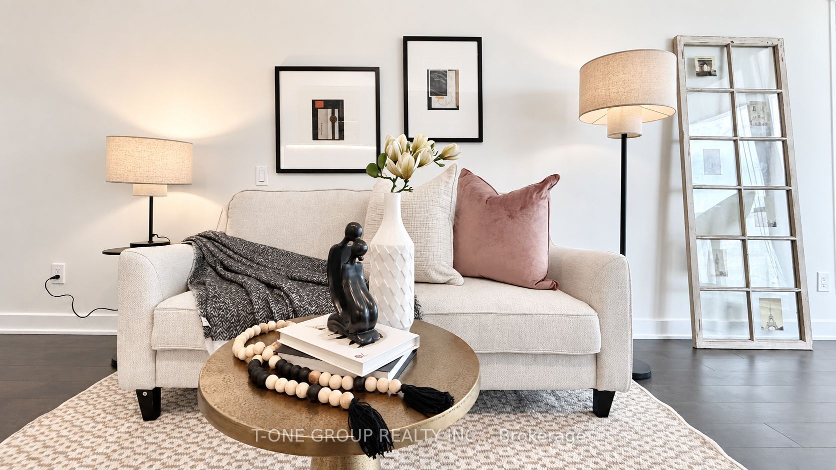 19 Bathurst Street 1502