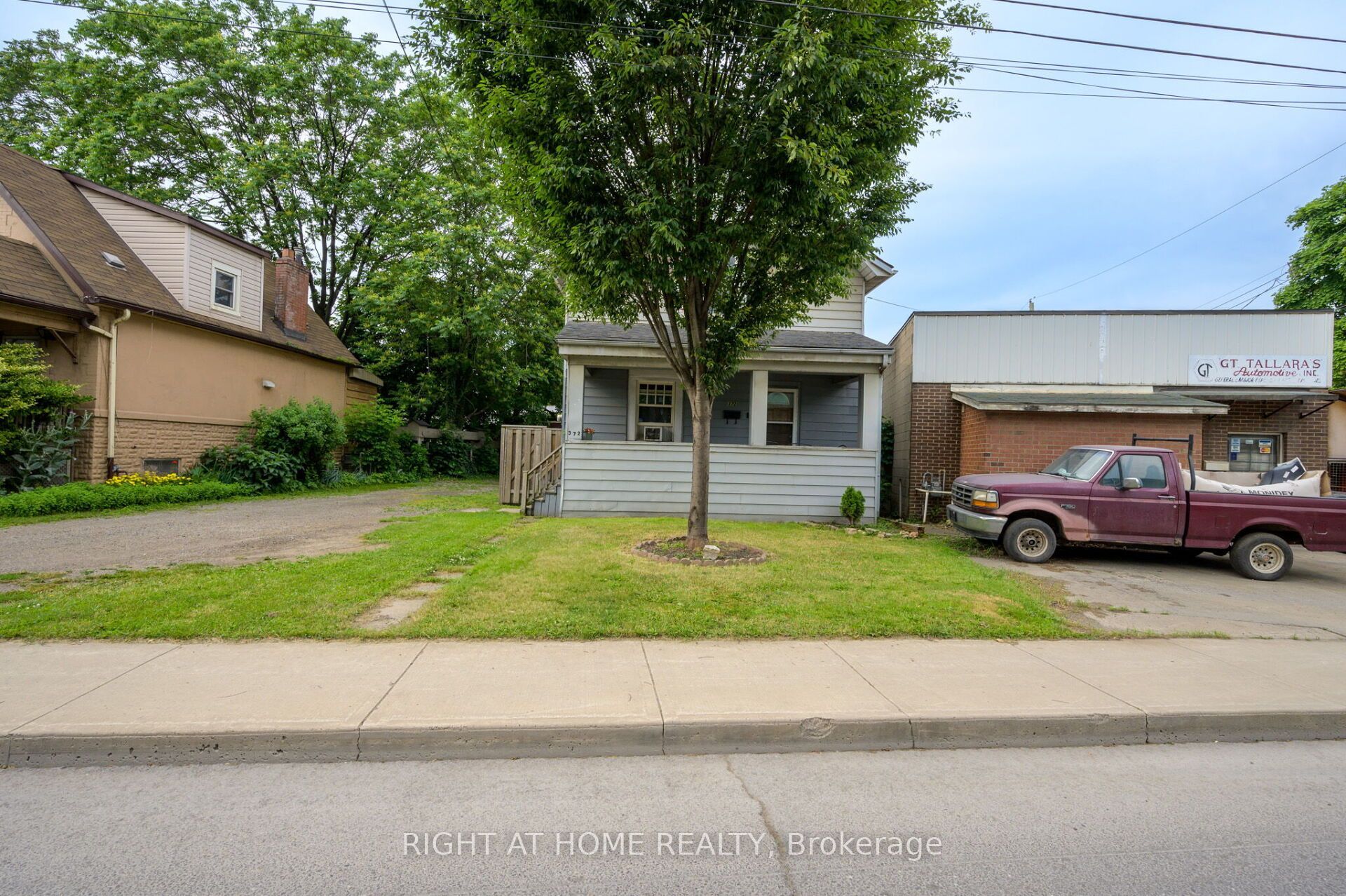 372 Beach Road